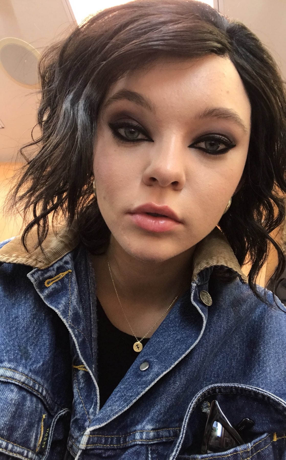 Taylor Hickson As Petra In Deadly Class Wallpapers