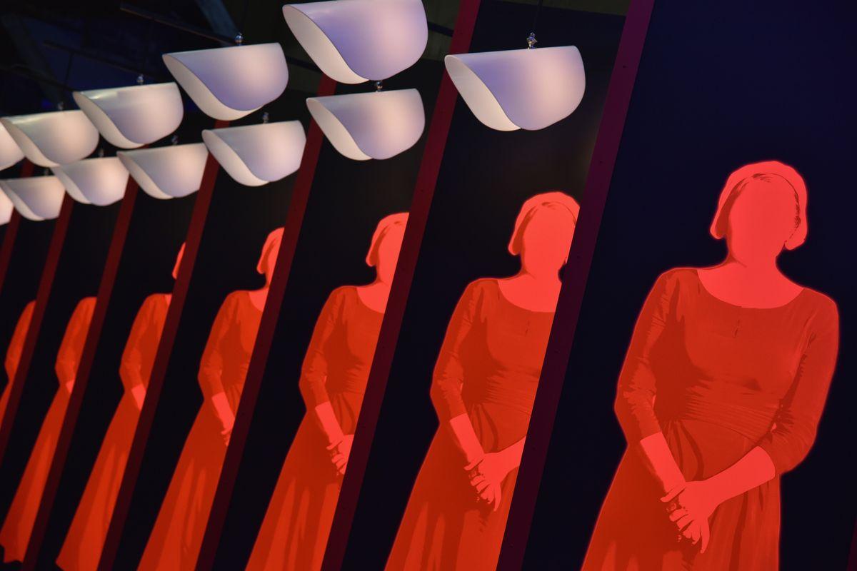 The Handmaids Tale 2019 Wallpapers