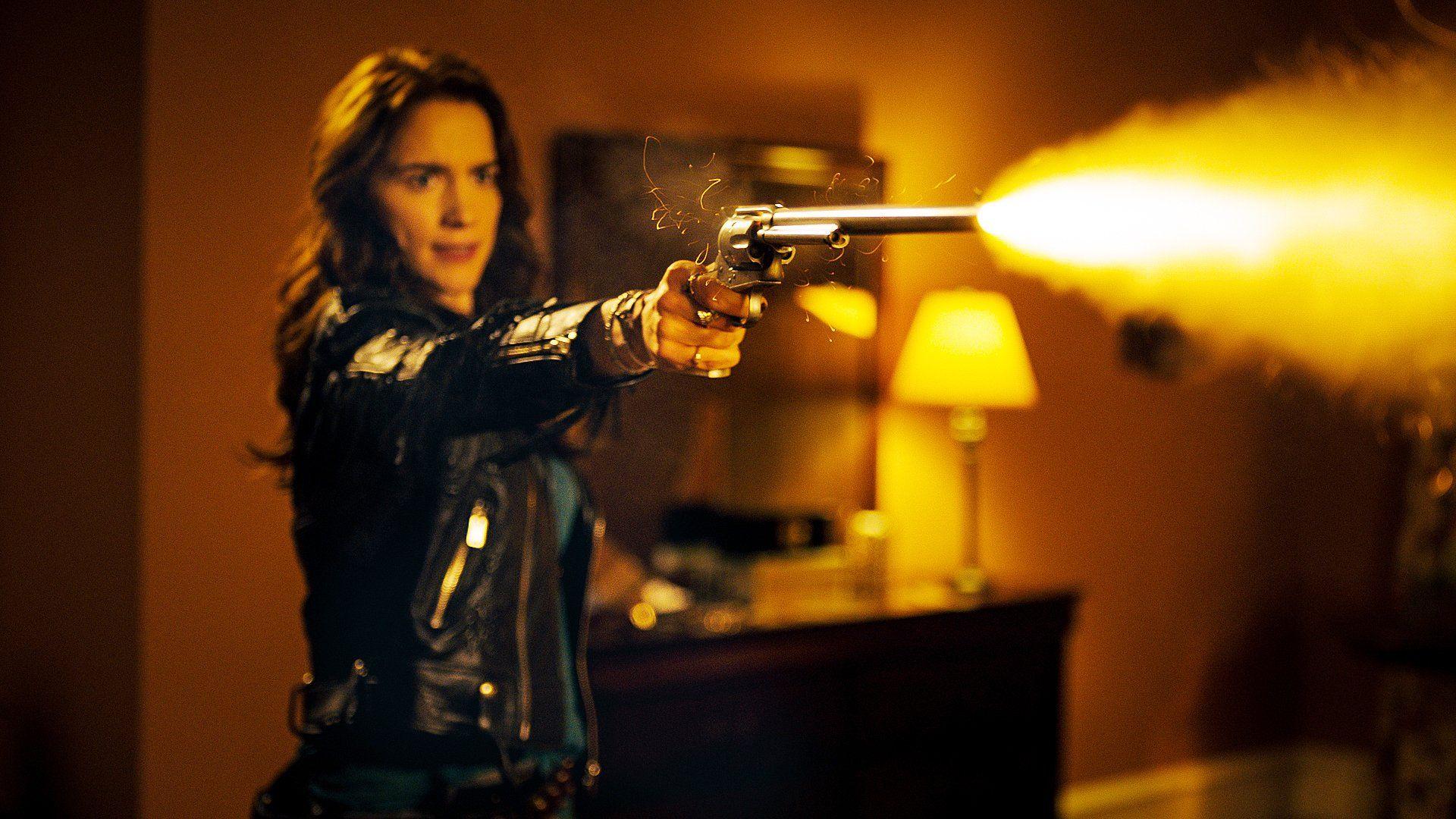 Wynonna Earp Season 4 Actress Wallpapers