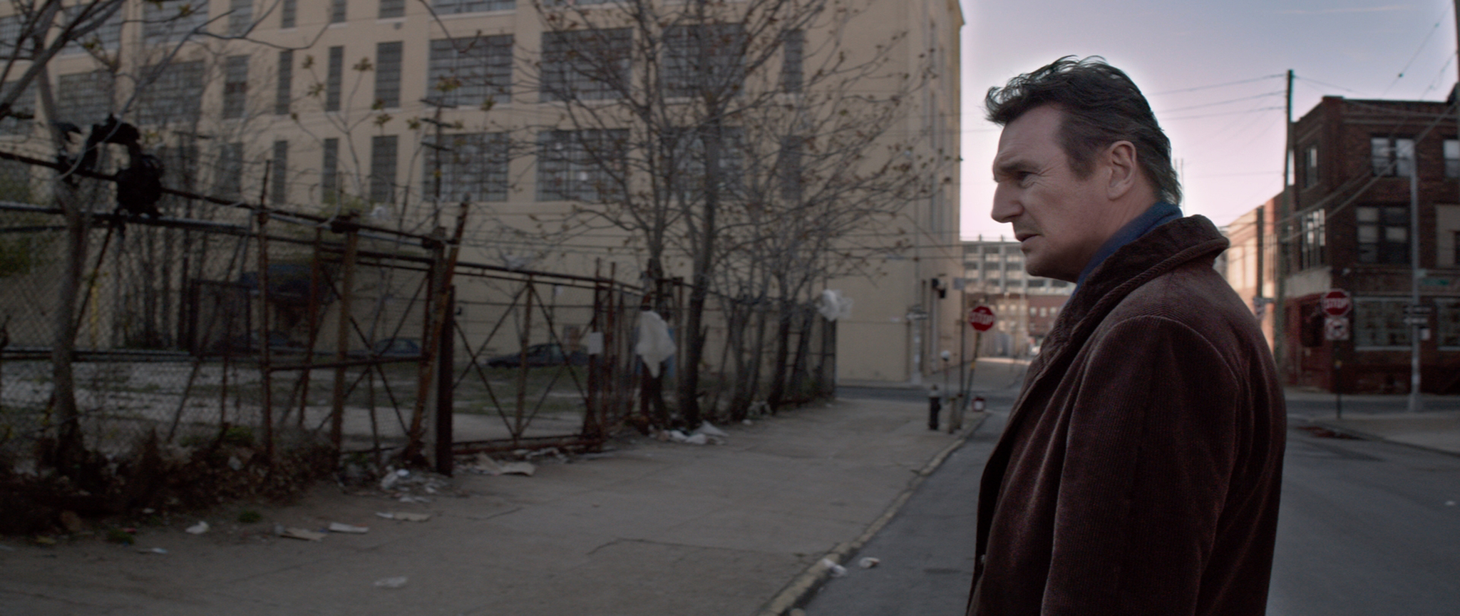 A Walk Among The Tombstones Wallpapers