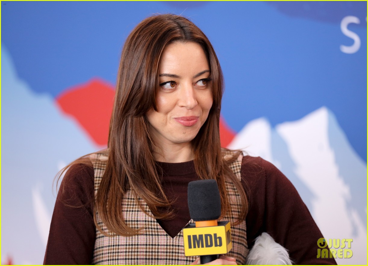 Aubrey Plaza In Black Bear 2020 Wallpapers