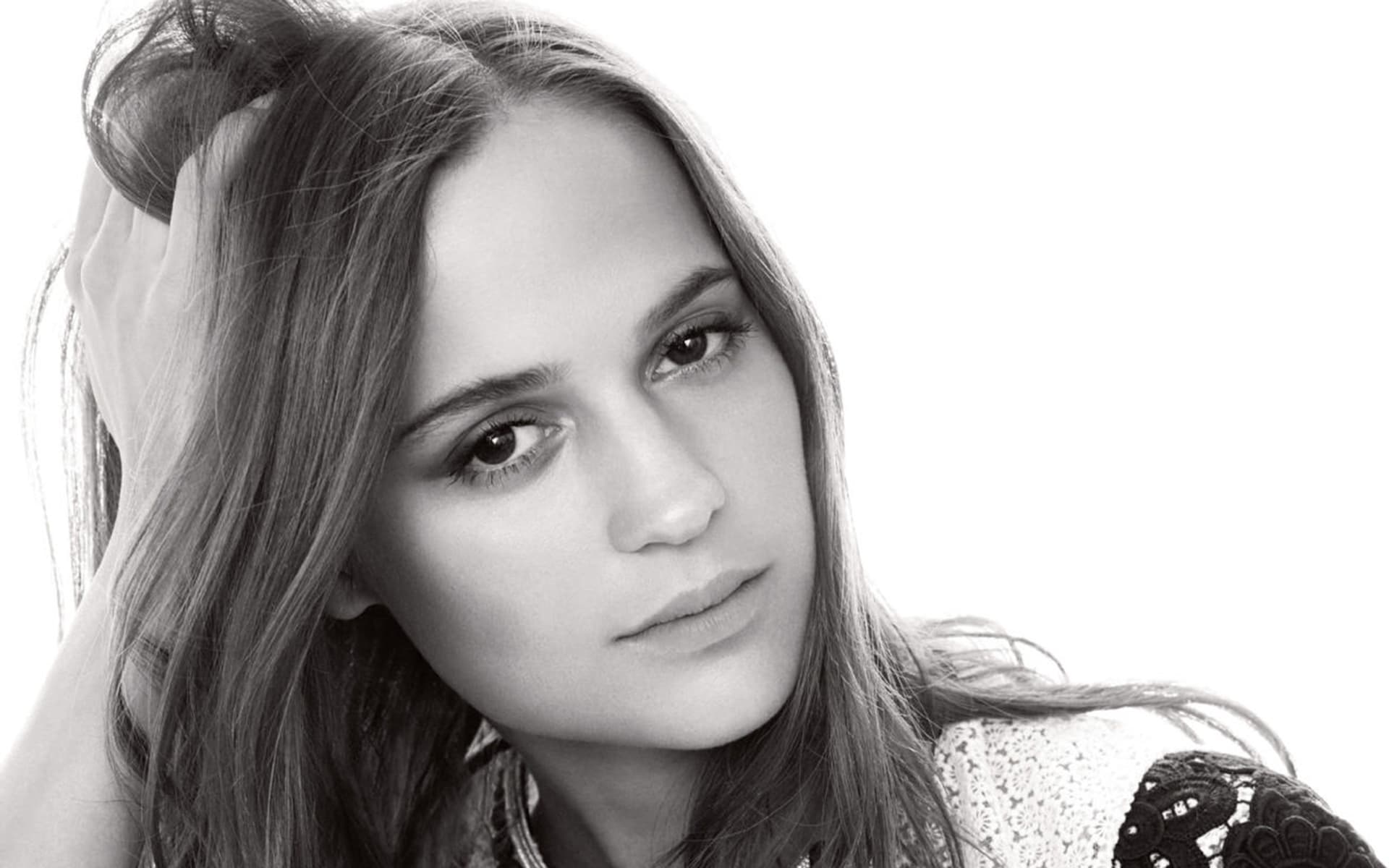 Beckett Alicia Vikander Wallpapers