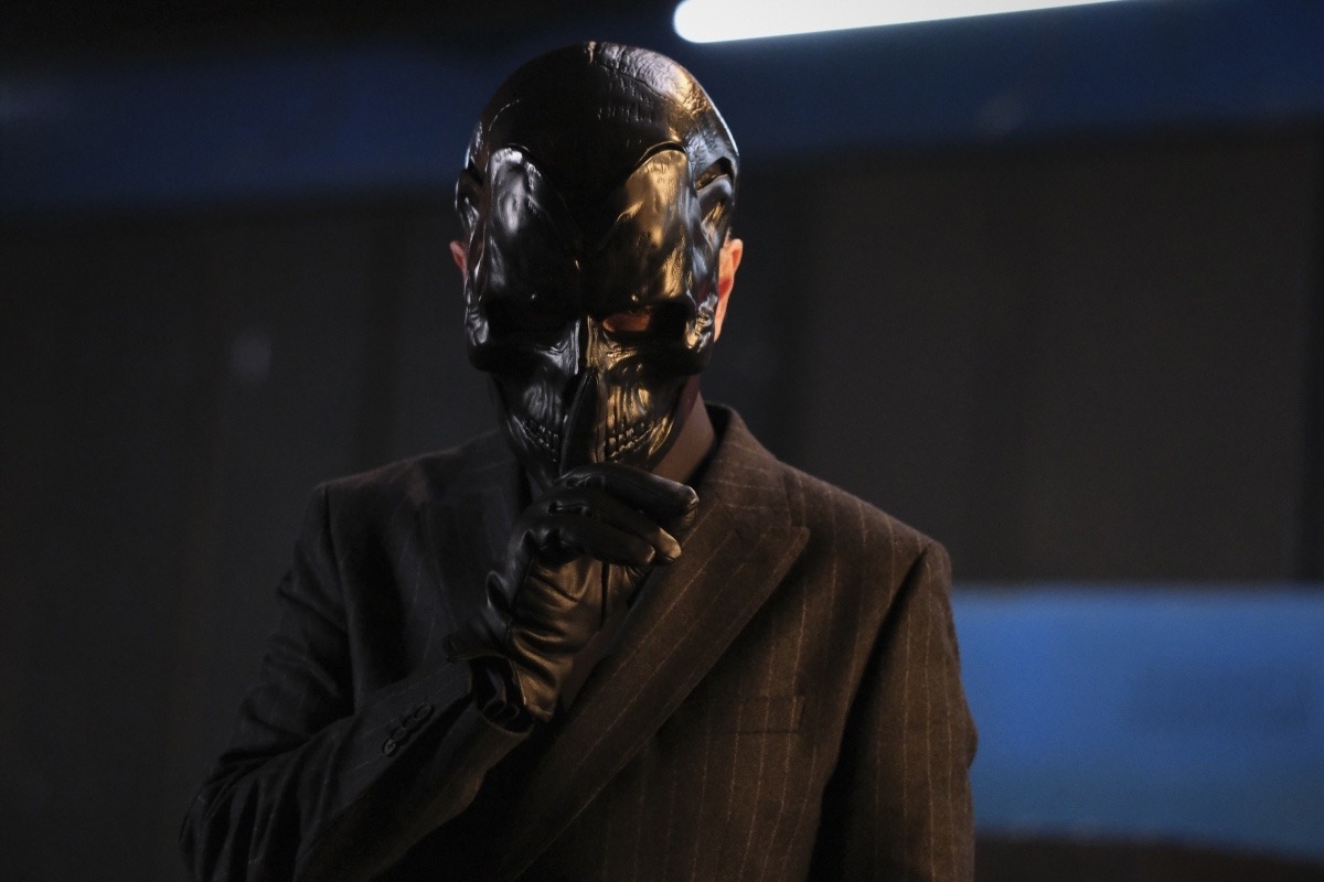 Ewan Mcgregor As Black Mask Bop Wallpapers