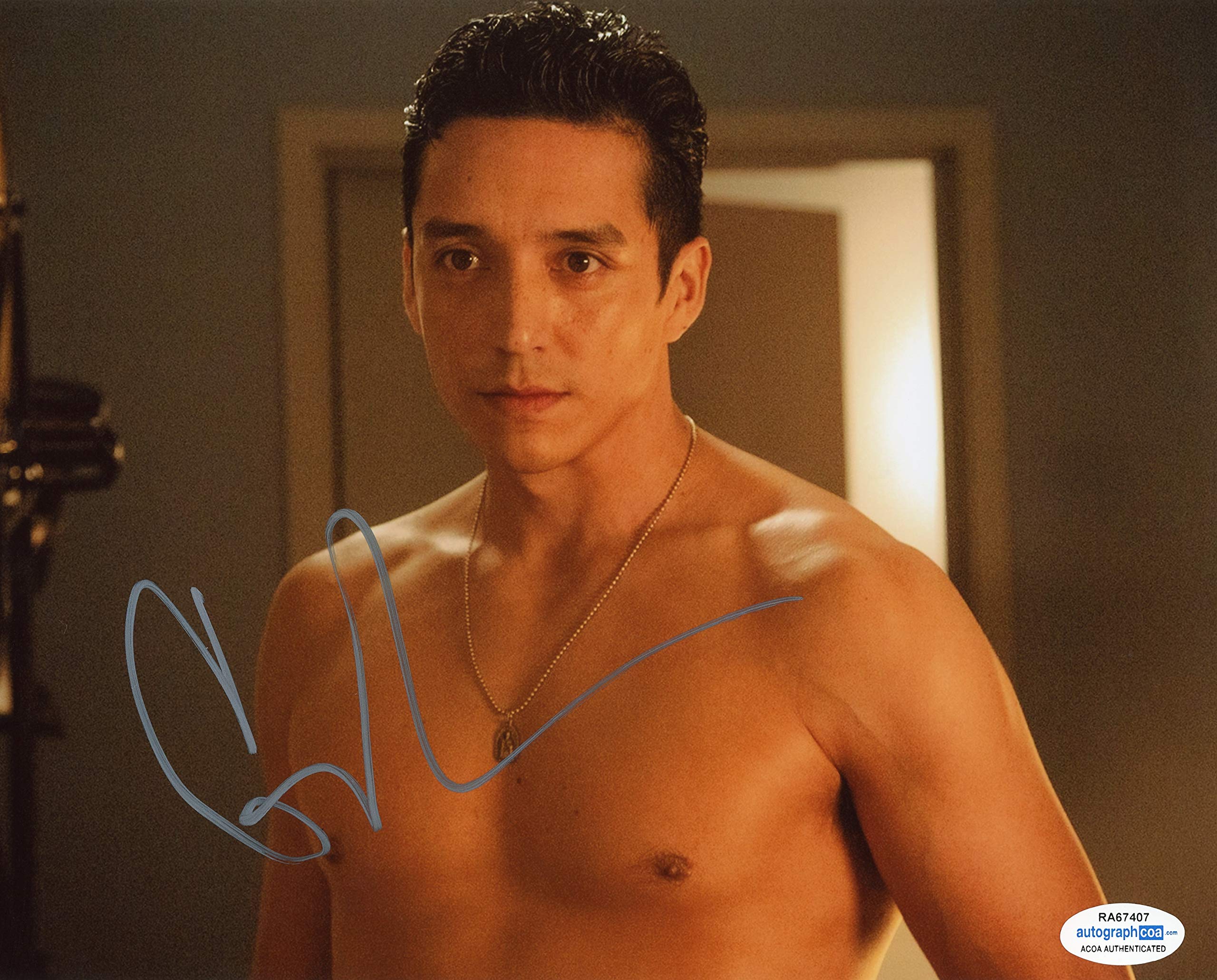 Gabriel Luna In Terminator Dark Fate Wallpapers