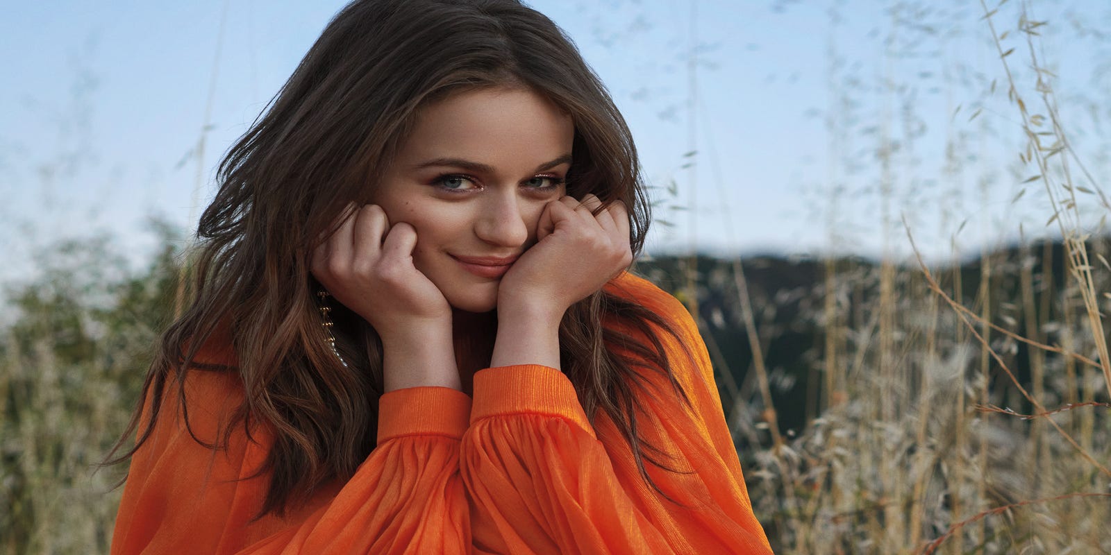 Joey King From The Kissing Booth Wallpapers