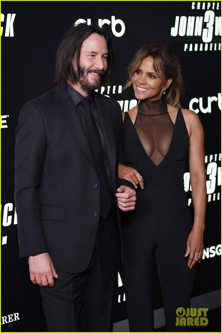 Keanu Reeves And Halle Berry In John Wick 3 Movie Wallpapers