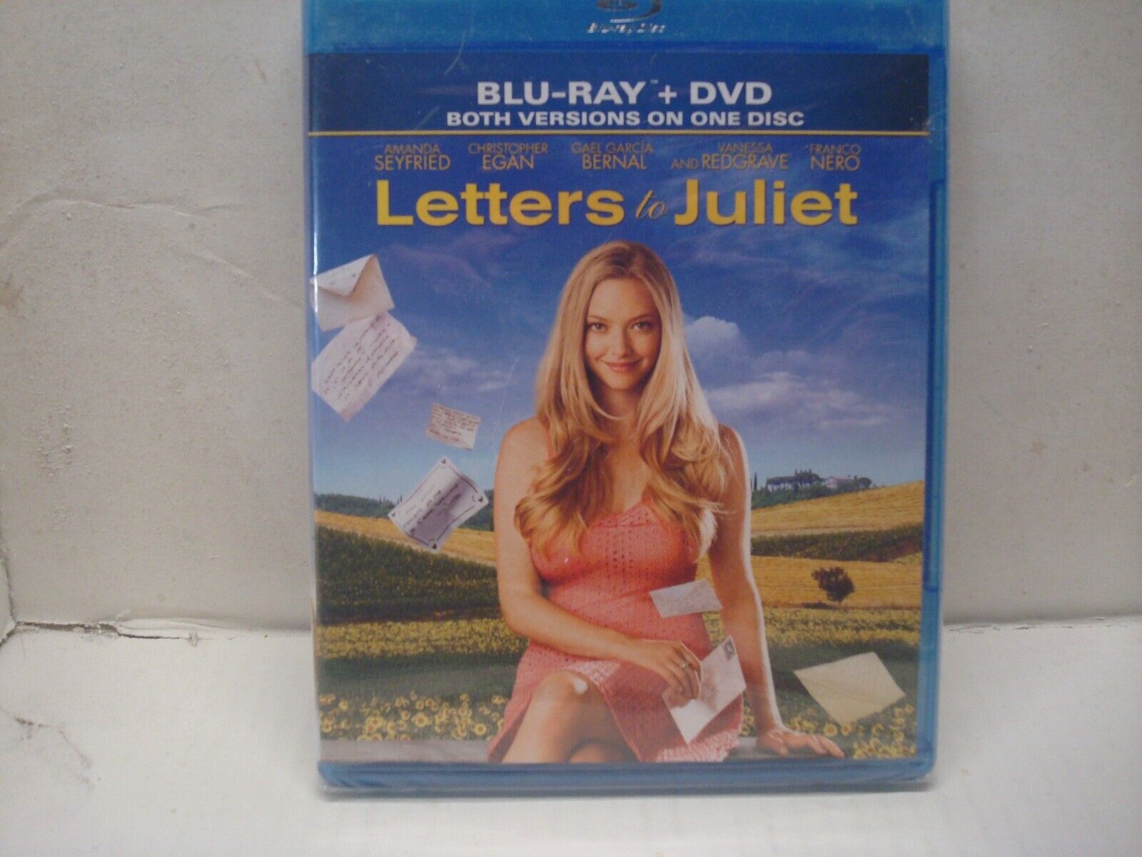 Letters To Juliet Wallpapers