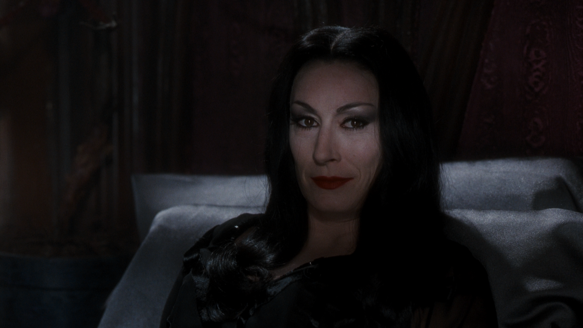 Morticia Addams The Addams Family Wallpapers