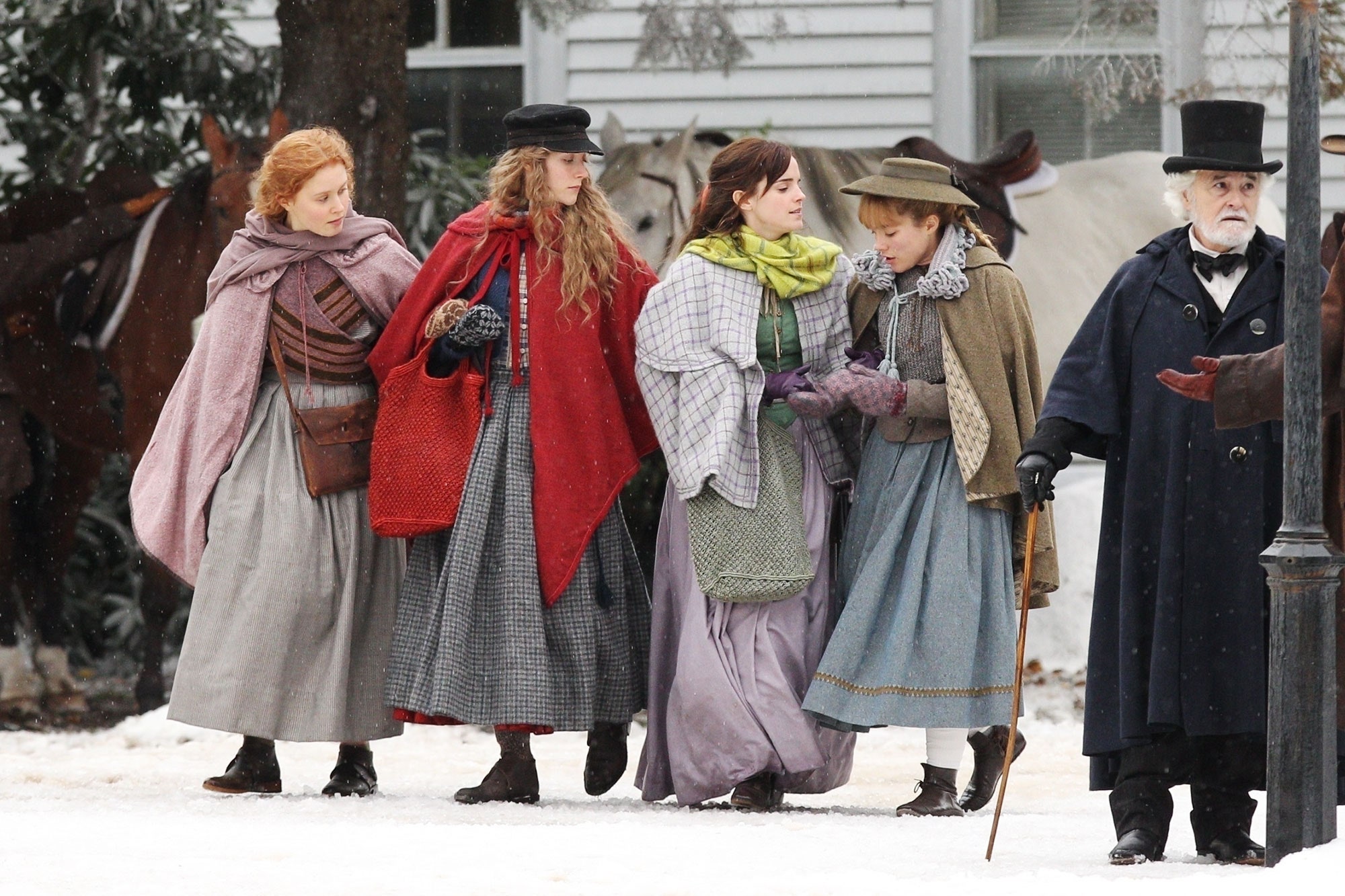 Saoirse Ronan In Little Women Wallpapers