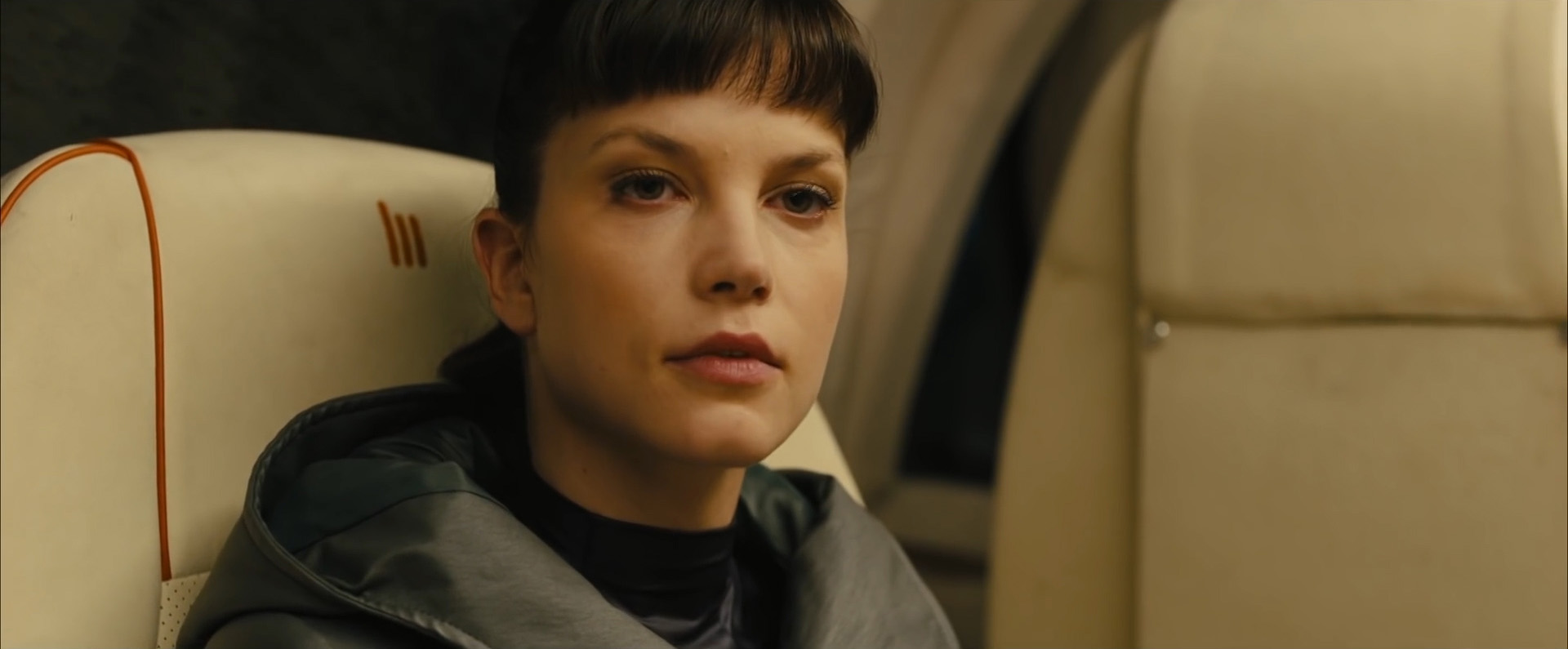 Sylvia Hoeks As Luv In Blade Runner 2049 Wallpapers