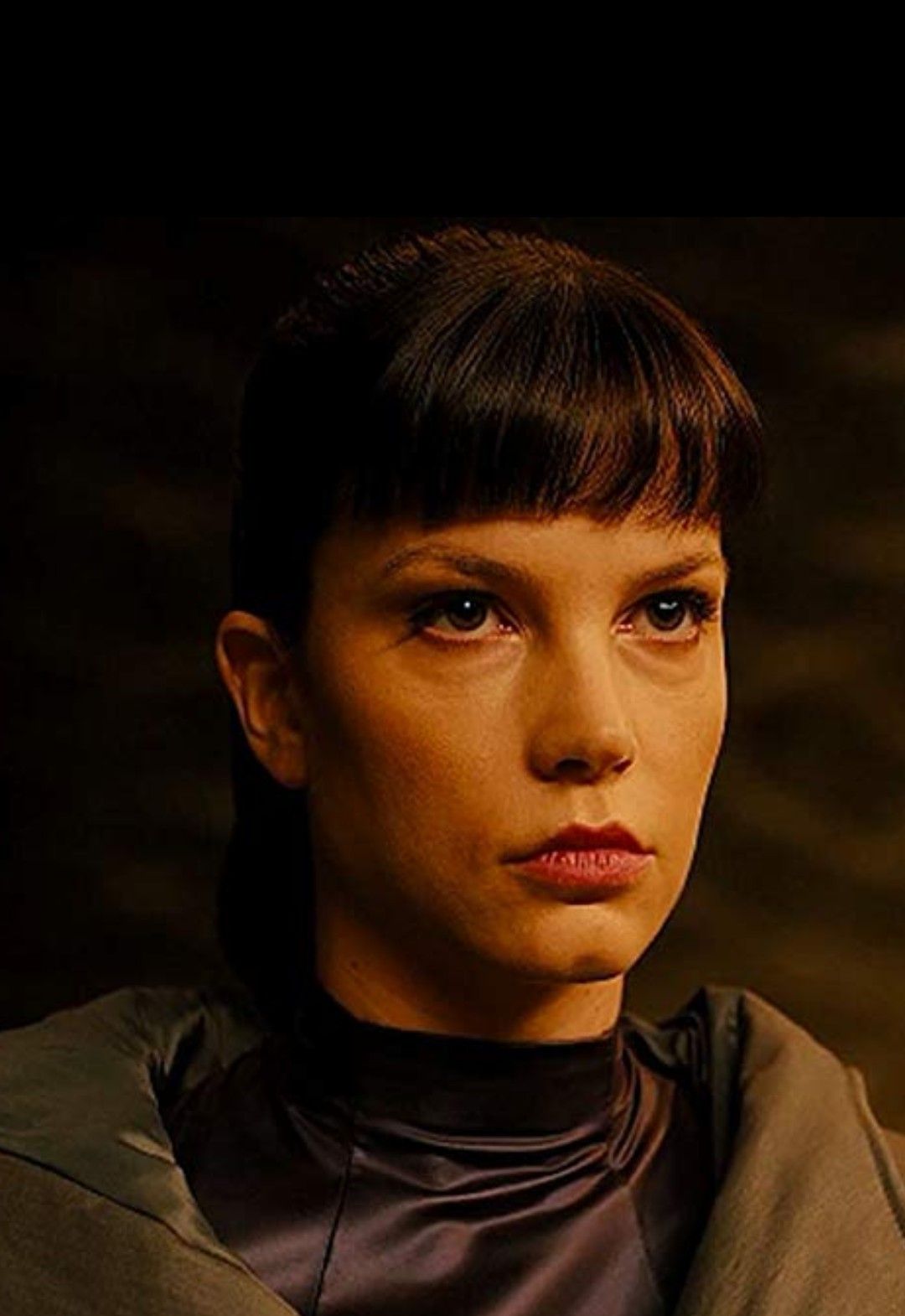 Sylvia Hoeks As Luv In Blade Runner 2049 Wallpapers