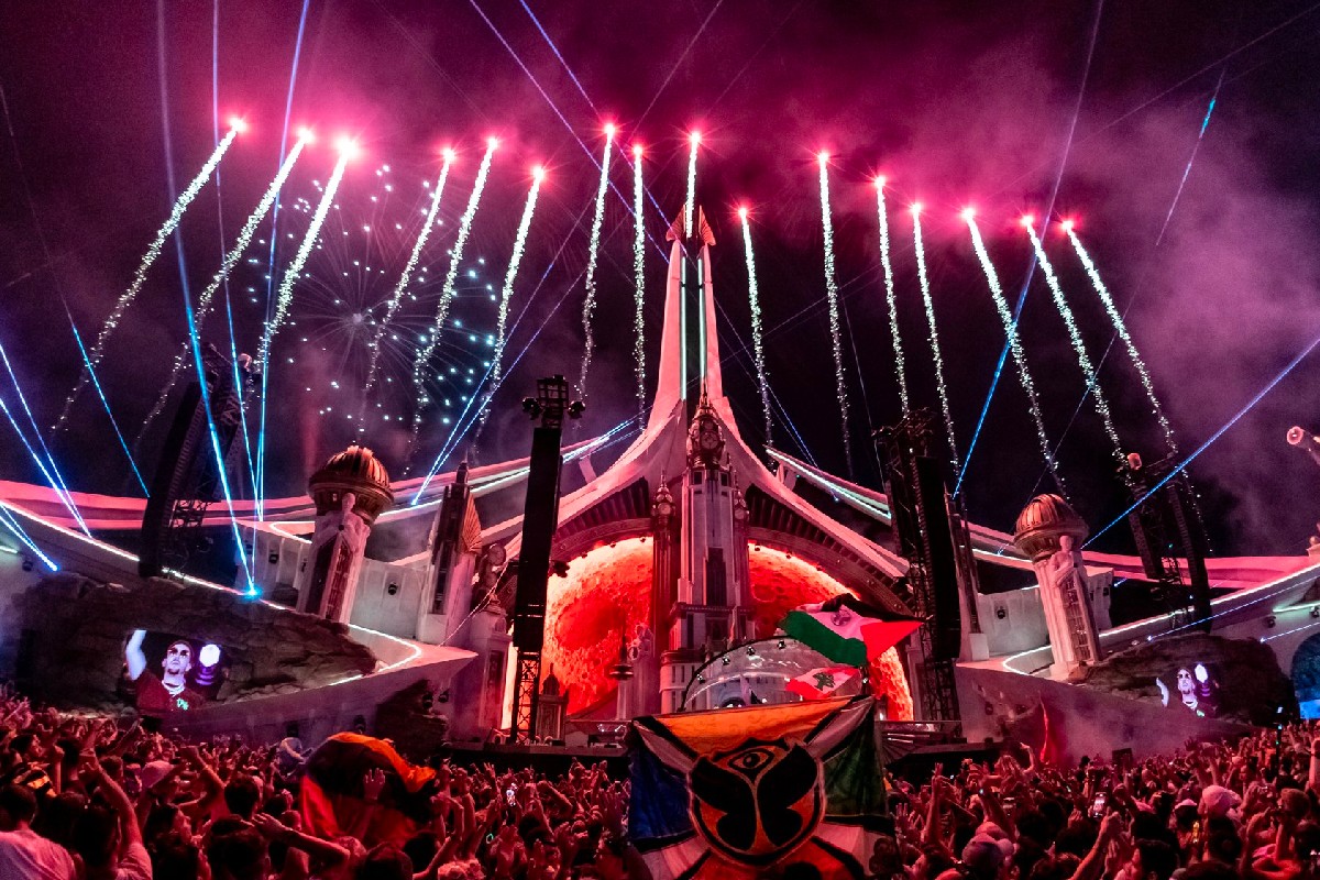 Tomorrowland Wallpapers