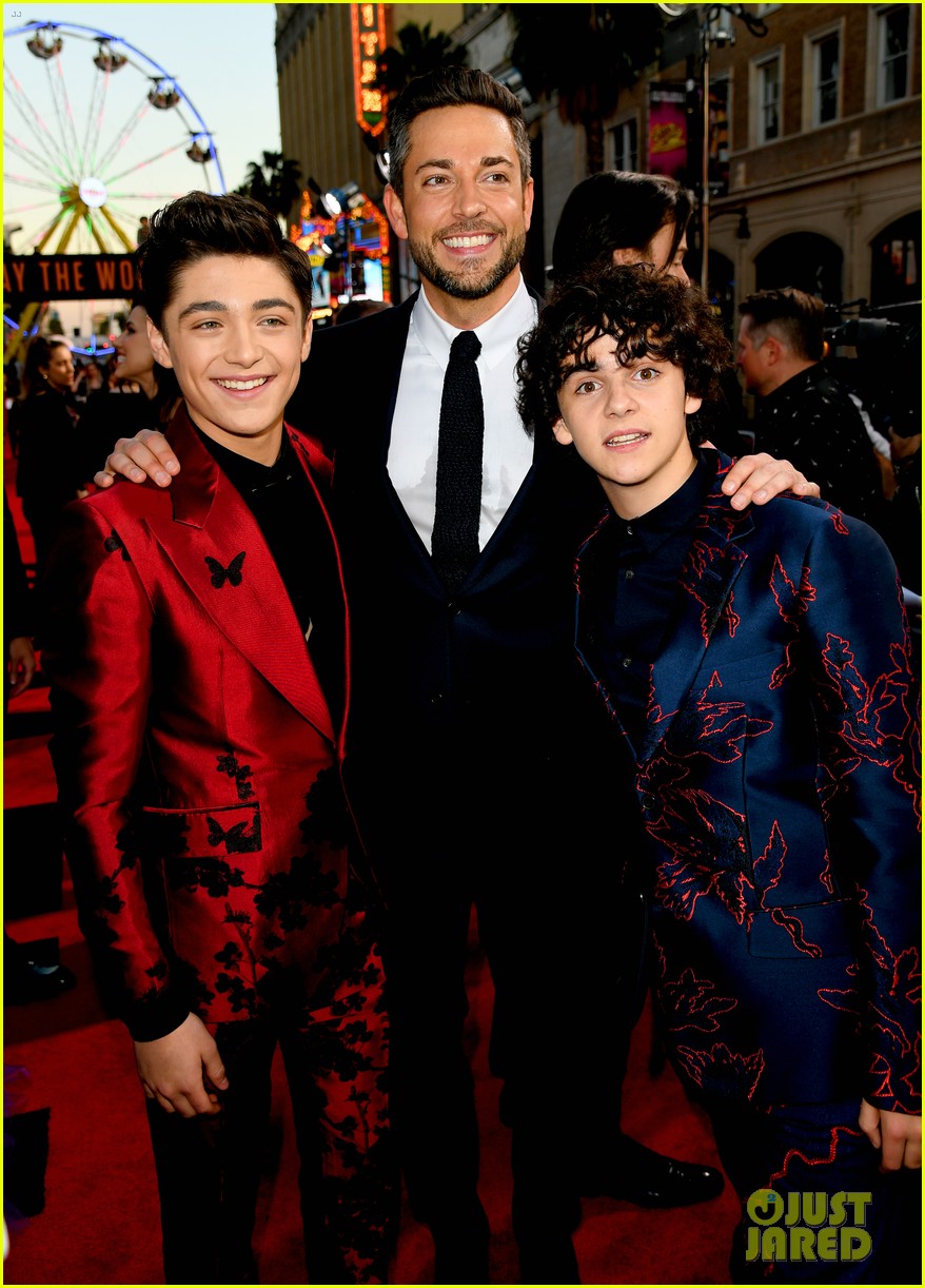 Zachary Levi And Asher Angel In Shazam Movie Wallpapers