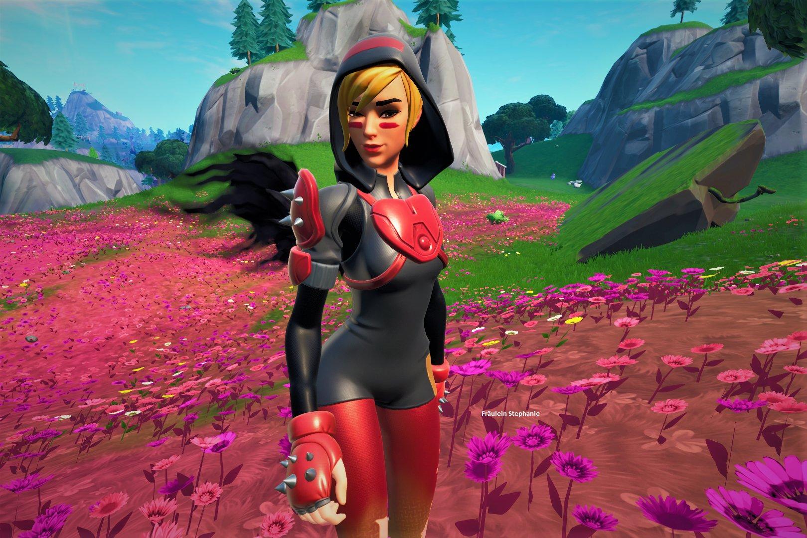 Moxie Fortnite Wallpapers