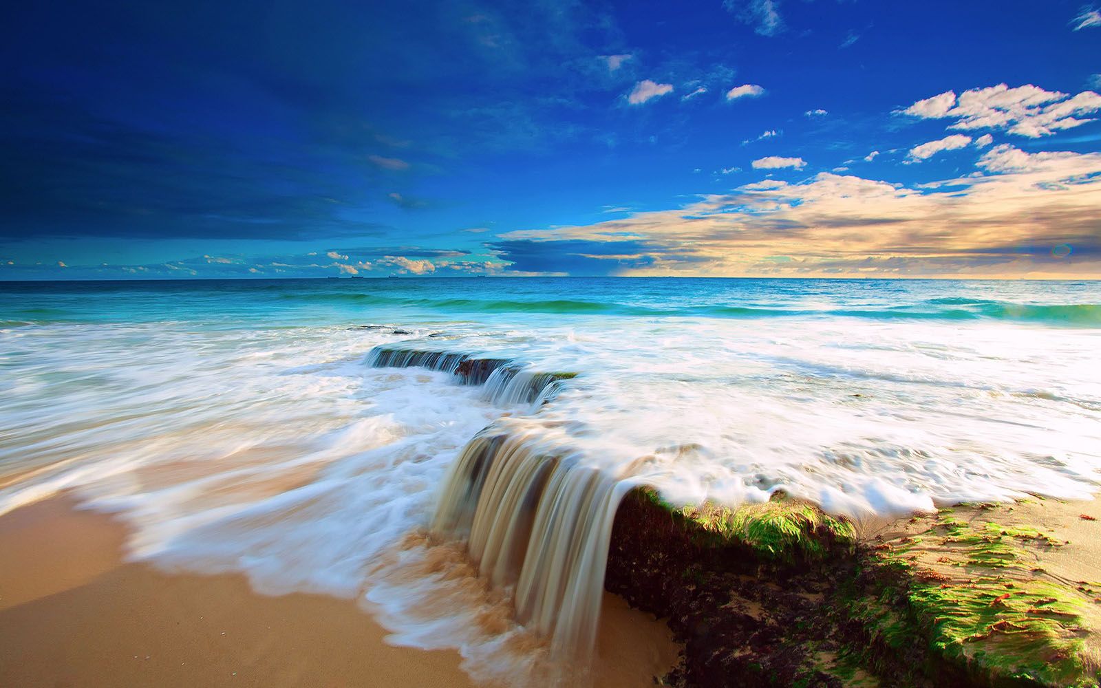 Beautiful Beach Wallpapers