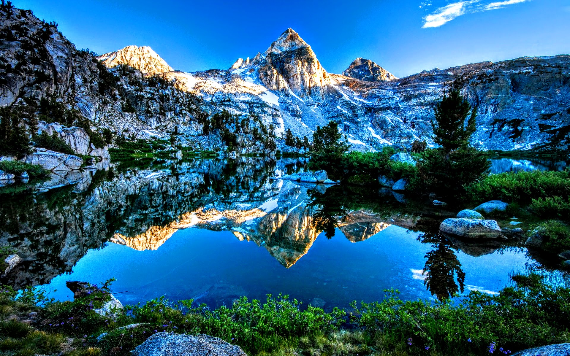 Beautiful Mountain SceneryWallpapers