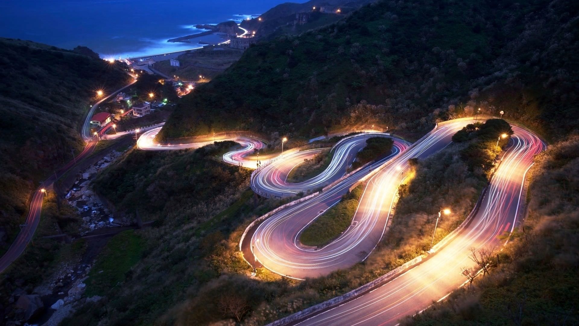 Beautiful Roads Wallpapers