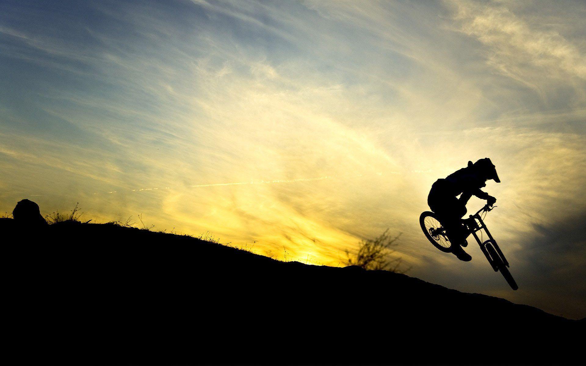 Cool Mountain Biking Wallpapers