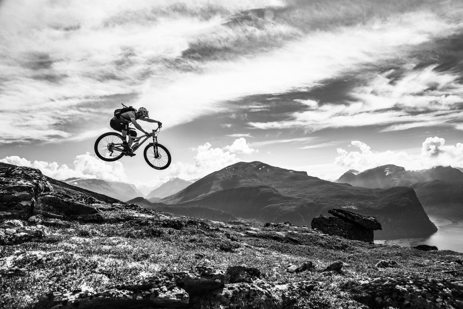 Cool Mountain Biking Wallpapers