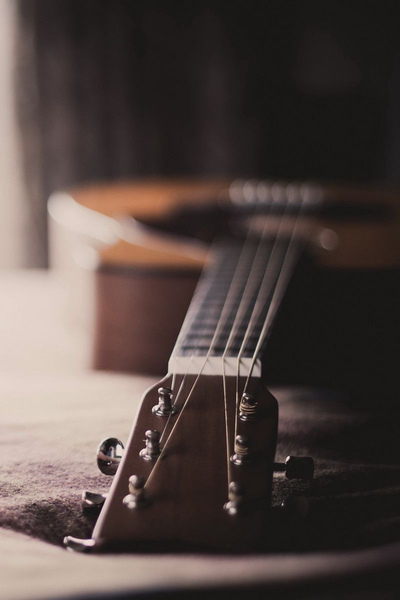 Acoustic Guitar Iphone Wallpapers