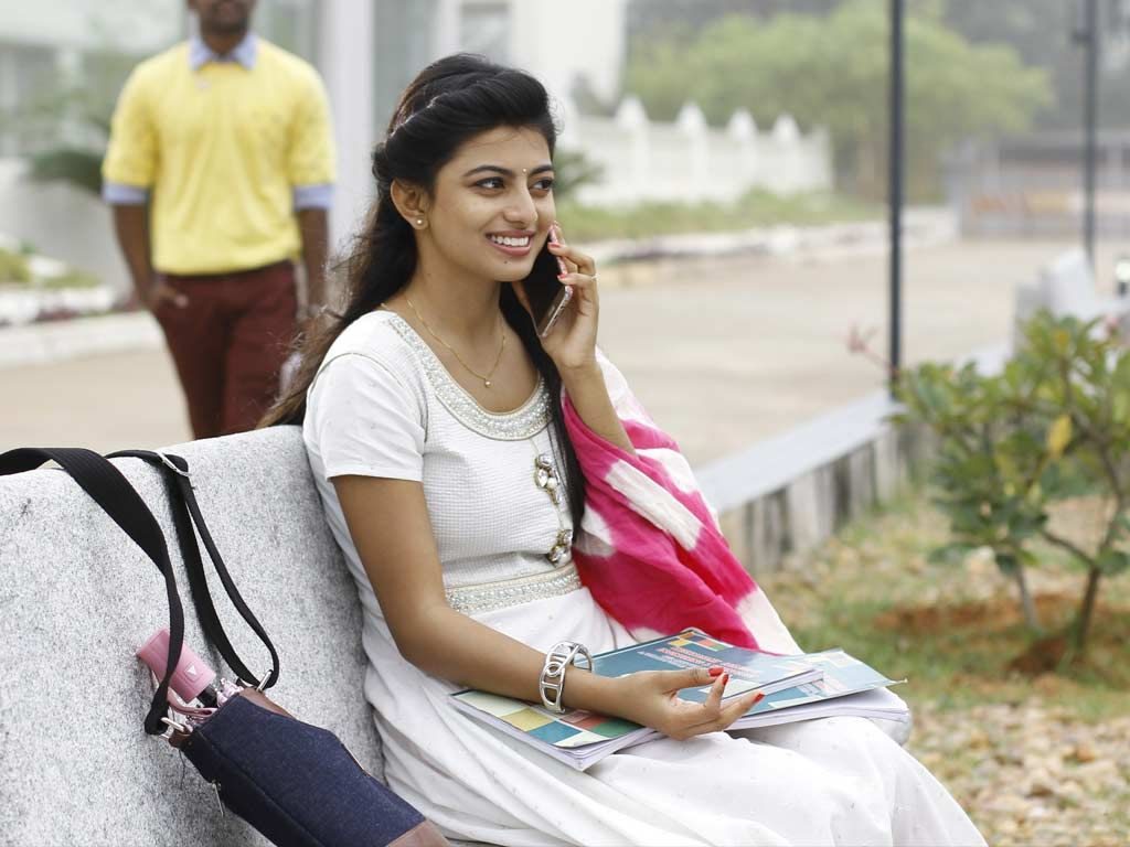 Anandhi Hot Photos Wallpapers