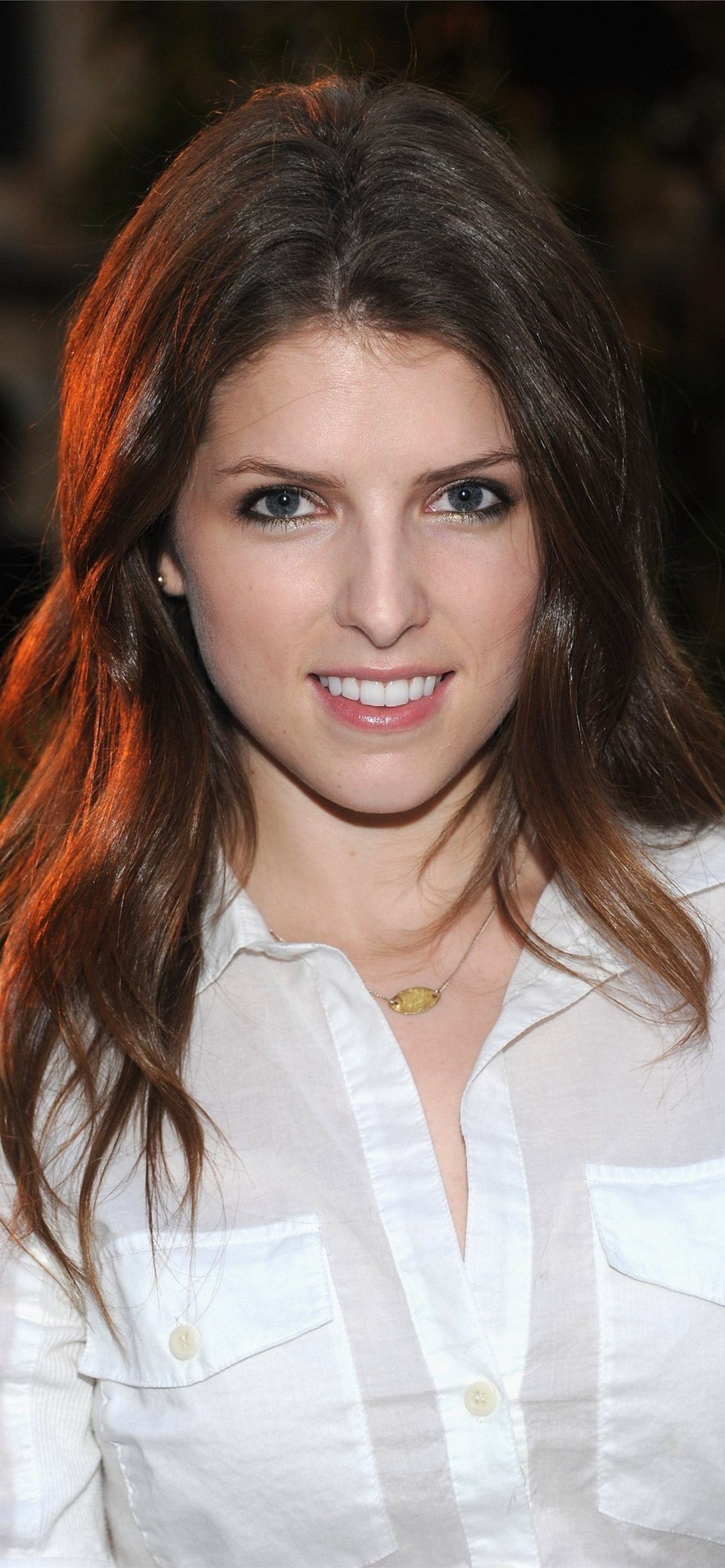 Anna Kendrick Iphone Wallpapers