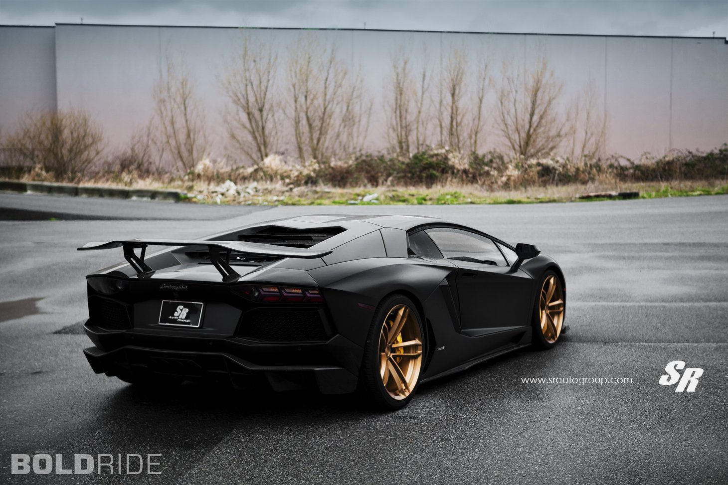 Black And Gold Car Wallpapers