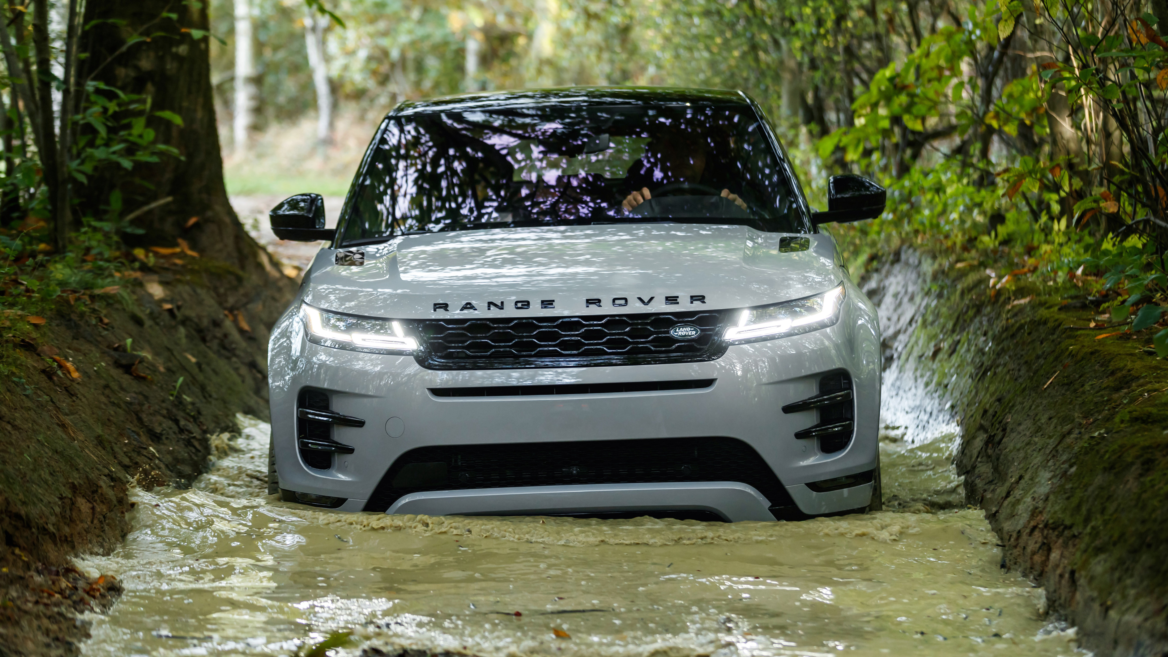 Black Range Rover Wallpapers