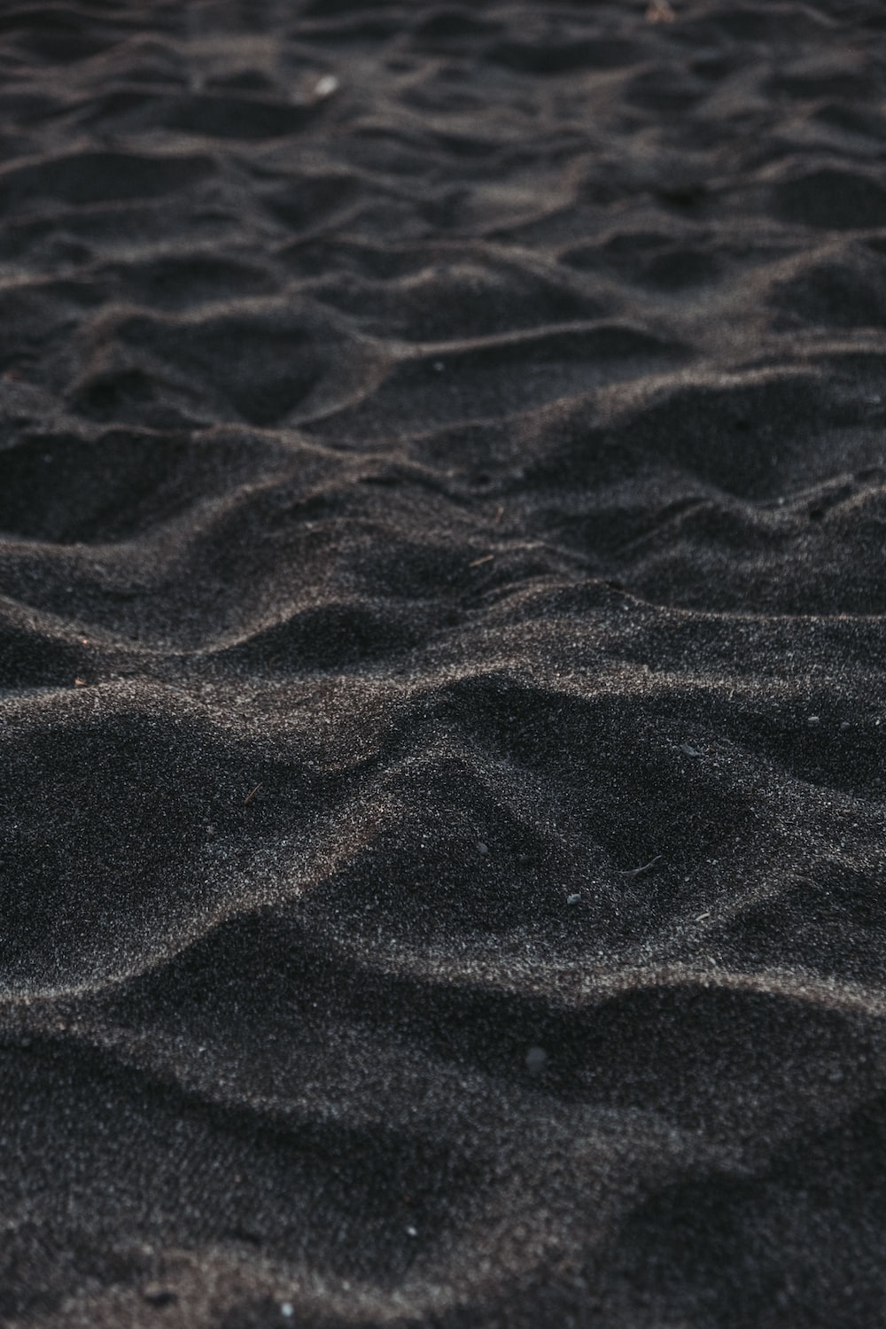 Black Sand Wallpapers