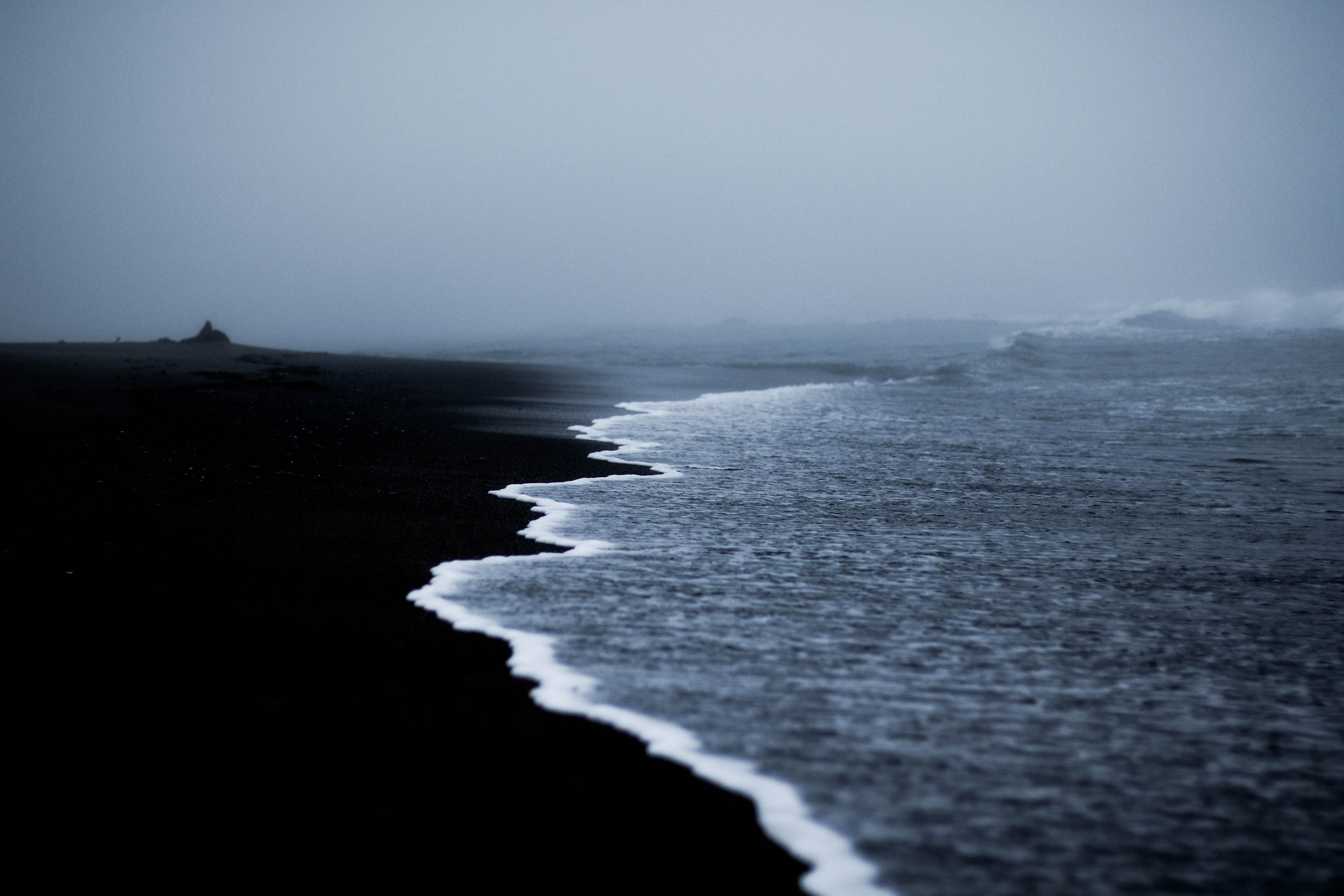 Black Sand Wallpapers