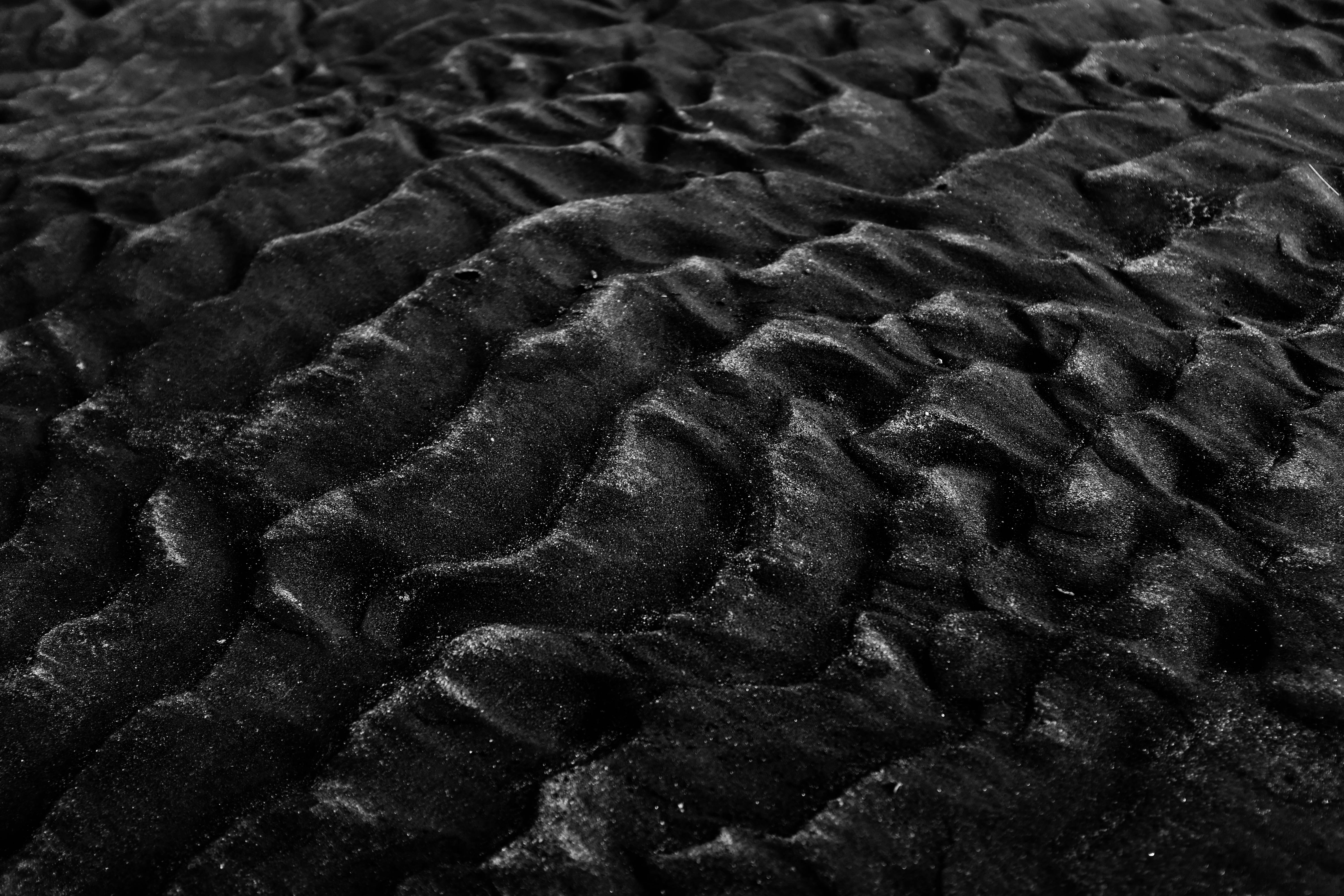 Black Sand Wallpapers