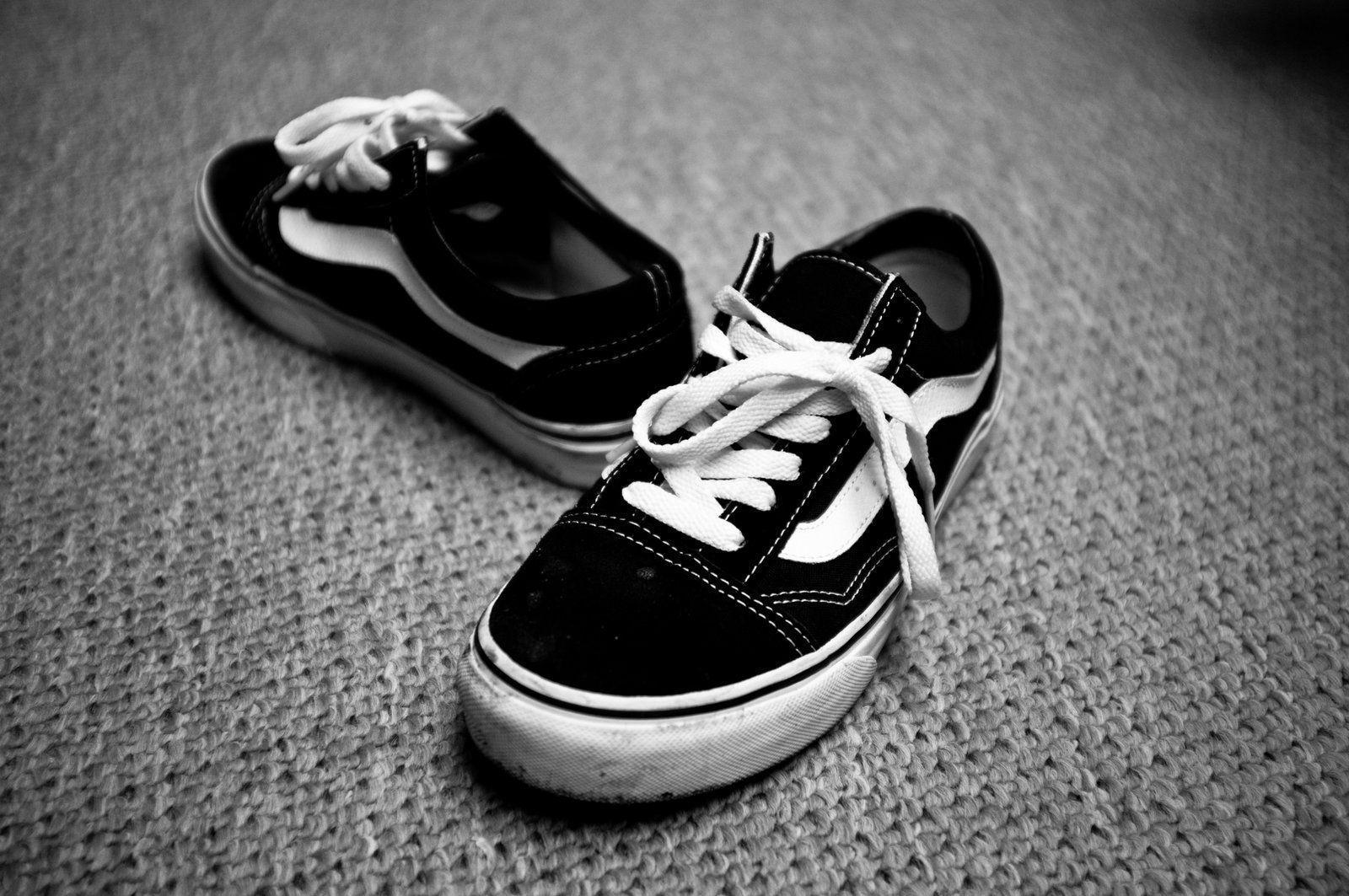 Black Shoes Wallpapers
