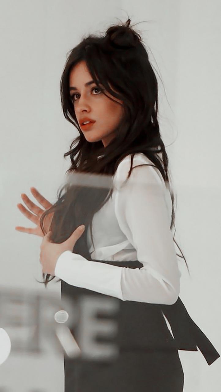 Camila Cabello Cute Wallpapers