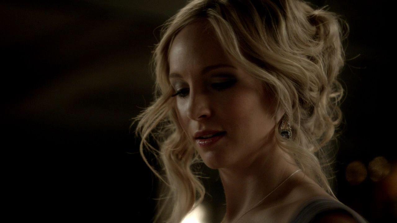 Caroline Forbes Wallpapers