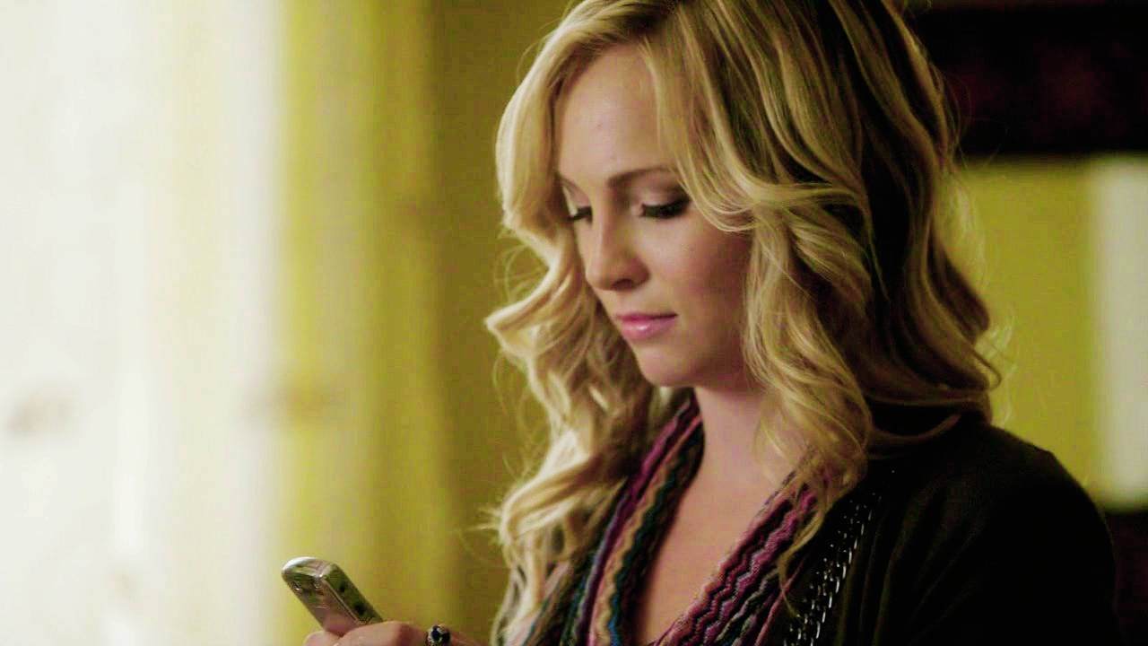 Caroline Forbes Wallpapers