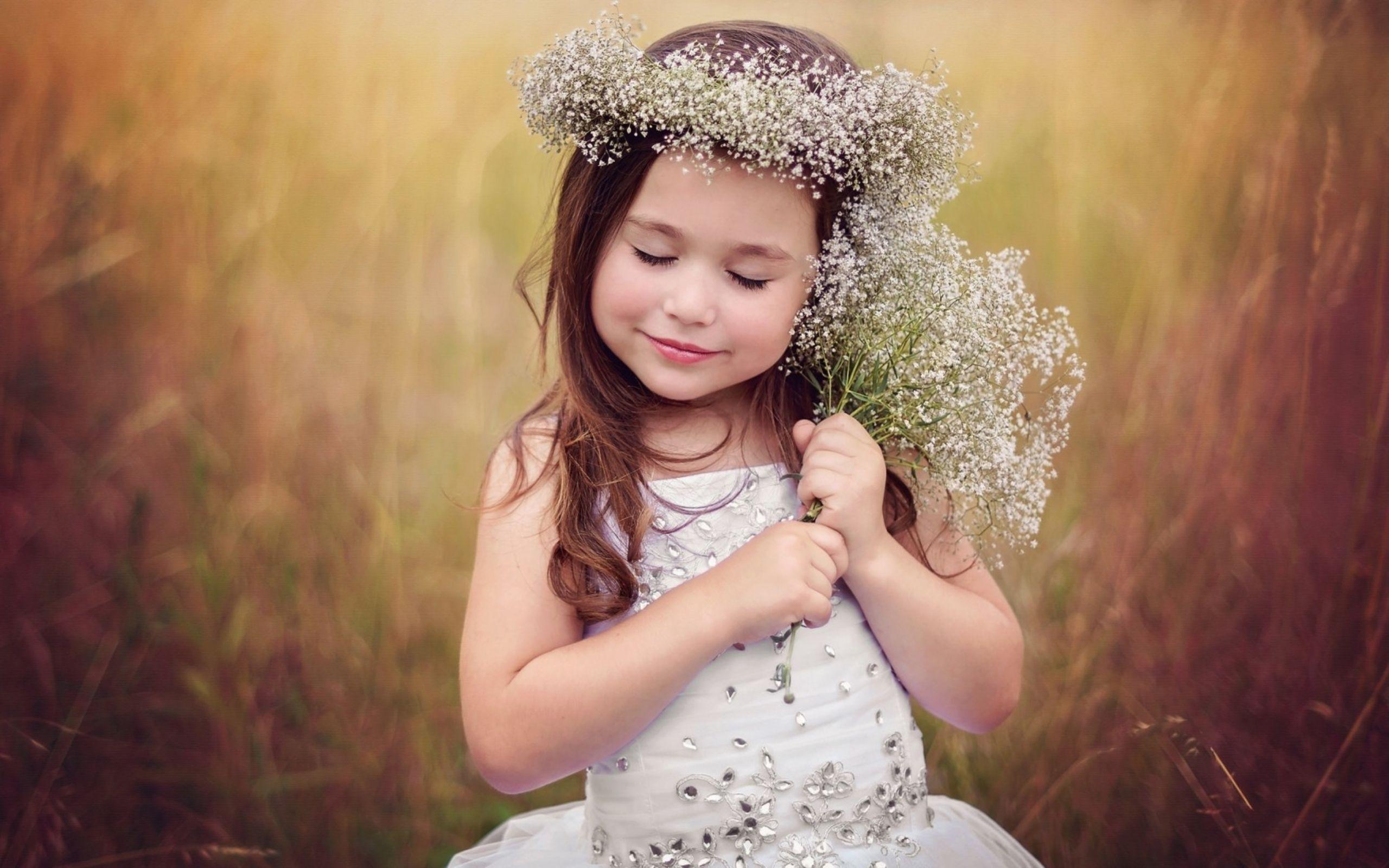 Cute Little Girl Wallpapers