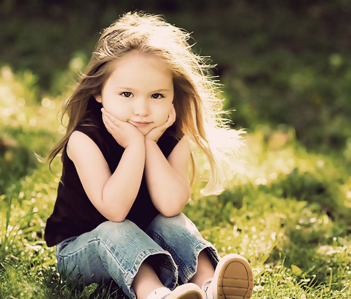 Cute Little Girl Wallpapers