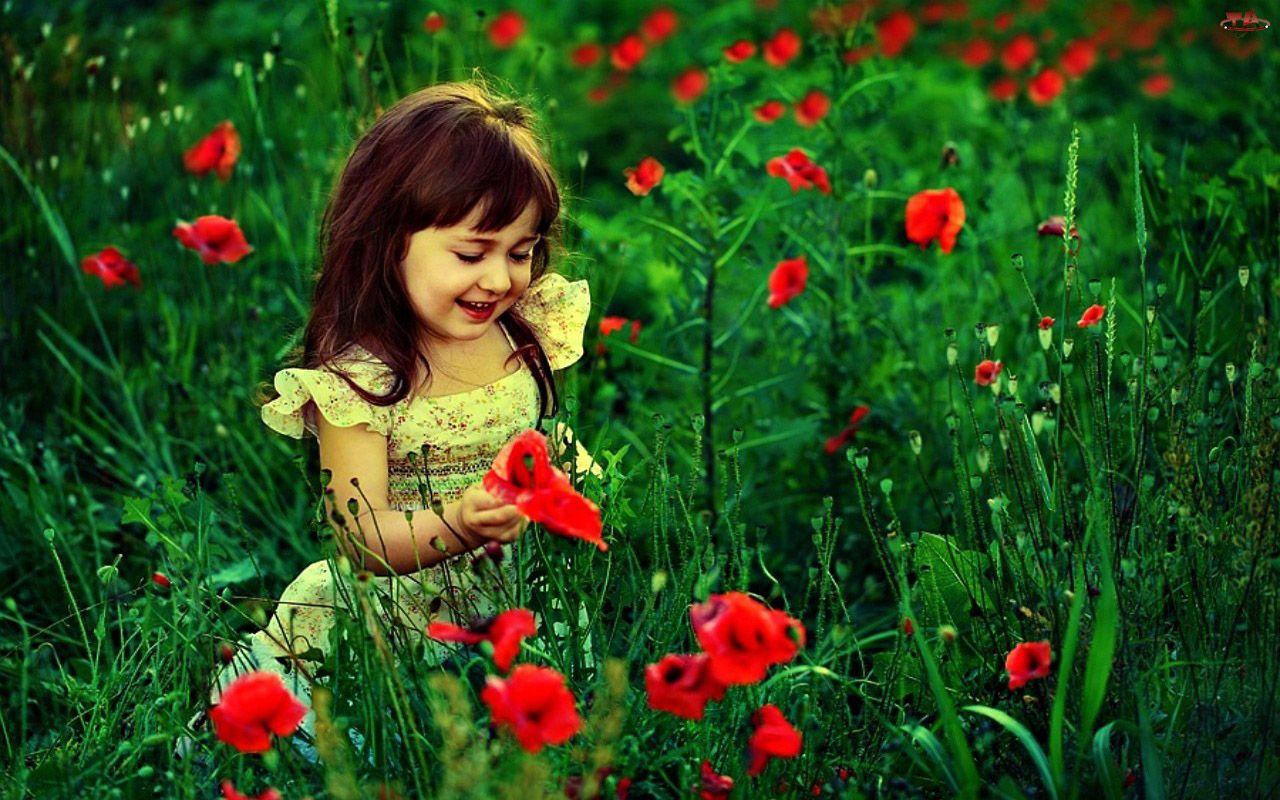 Cute Little Girl Wallpapers