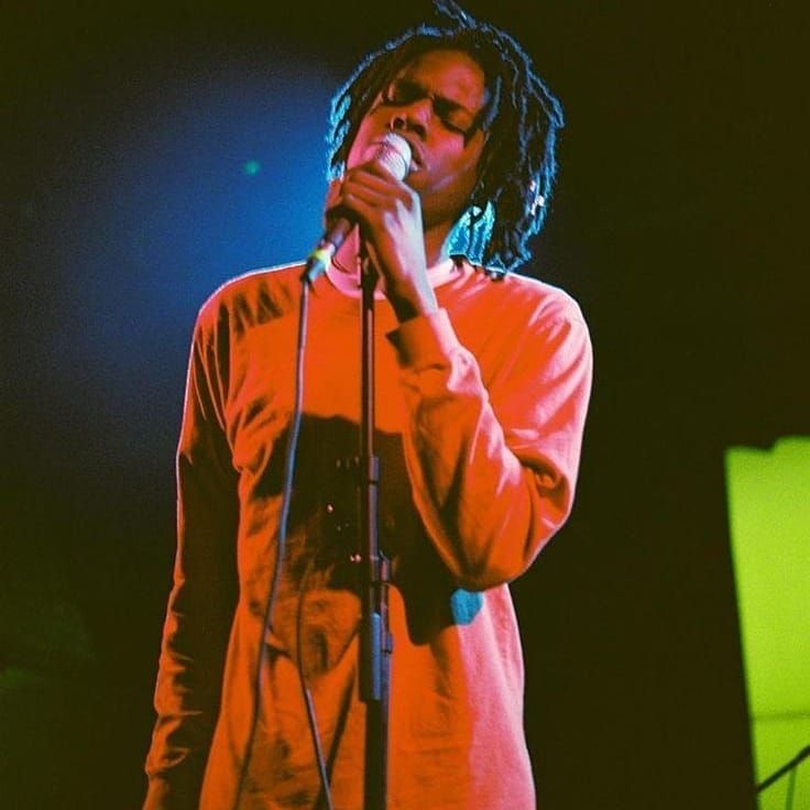 Daniel Caesar Wallpapers