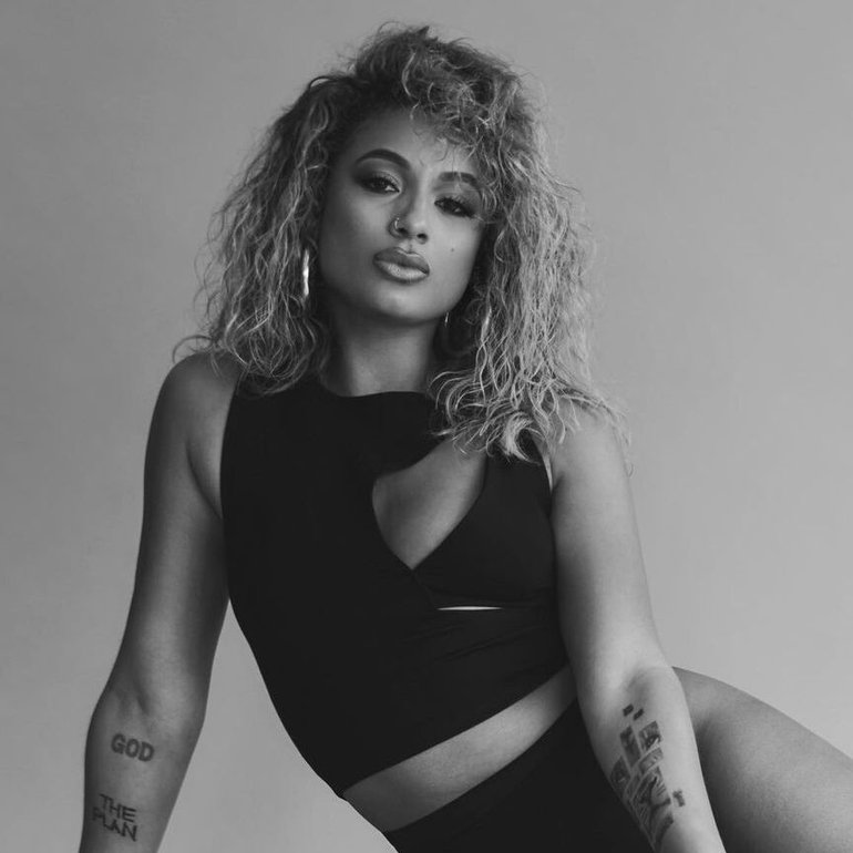 Danileigh Wallpapers