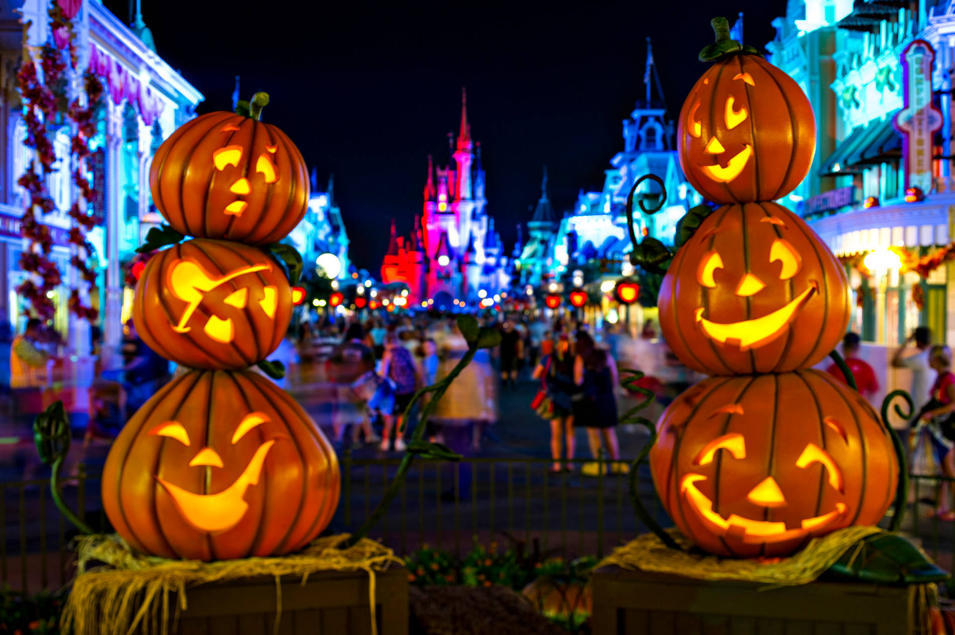 Disney Halloween Wallpapers