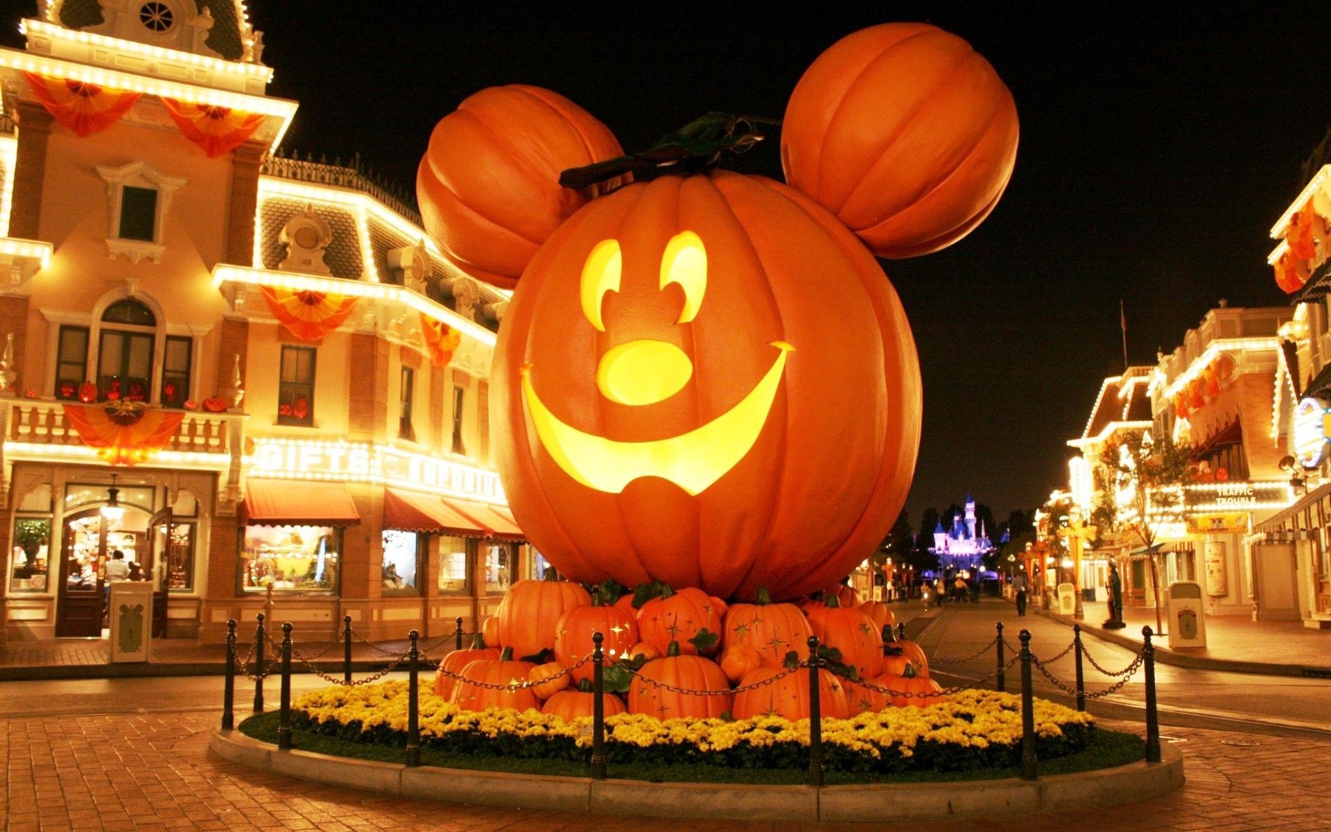 Disney Halloween Desktop Wallpapers