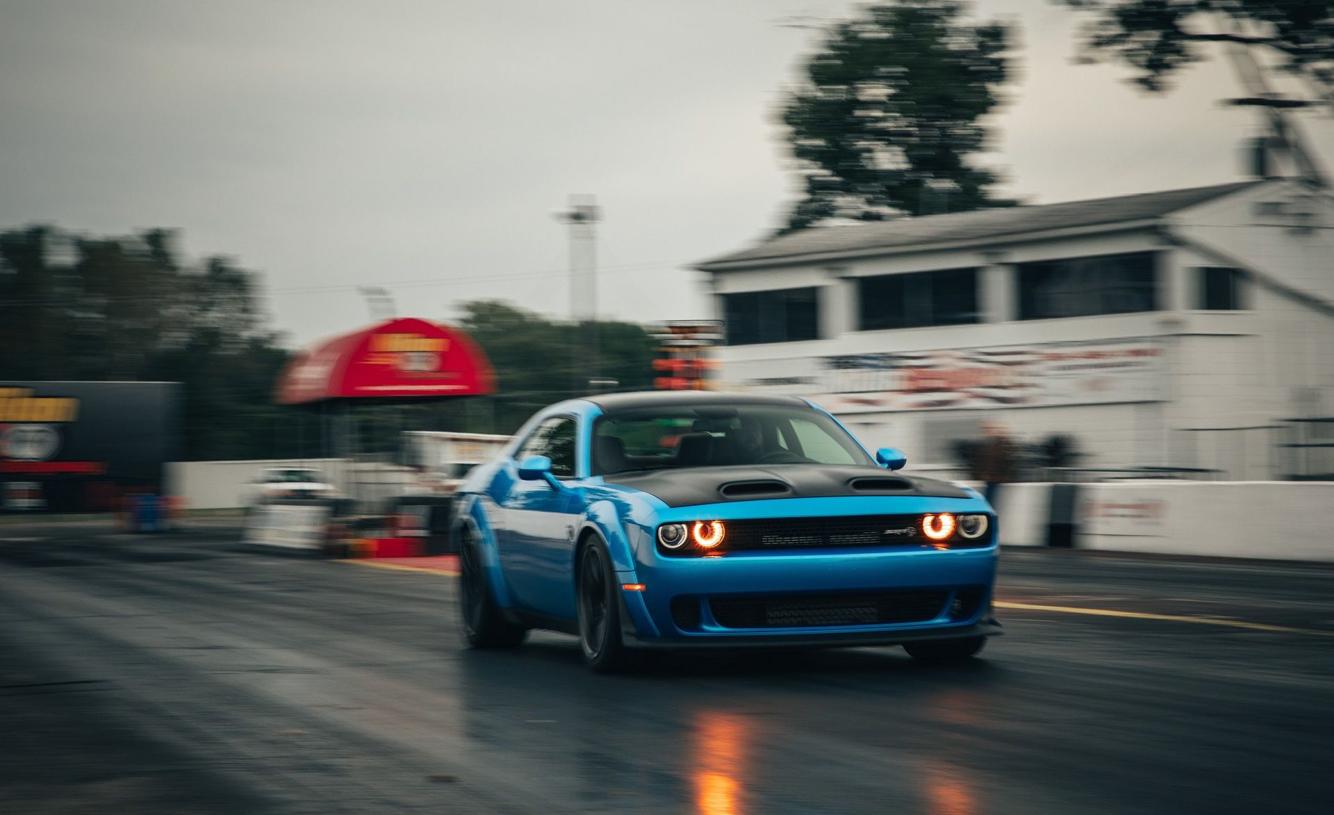 Dodge Hellcat Redeye Wallpapers