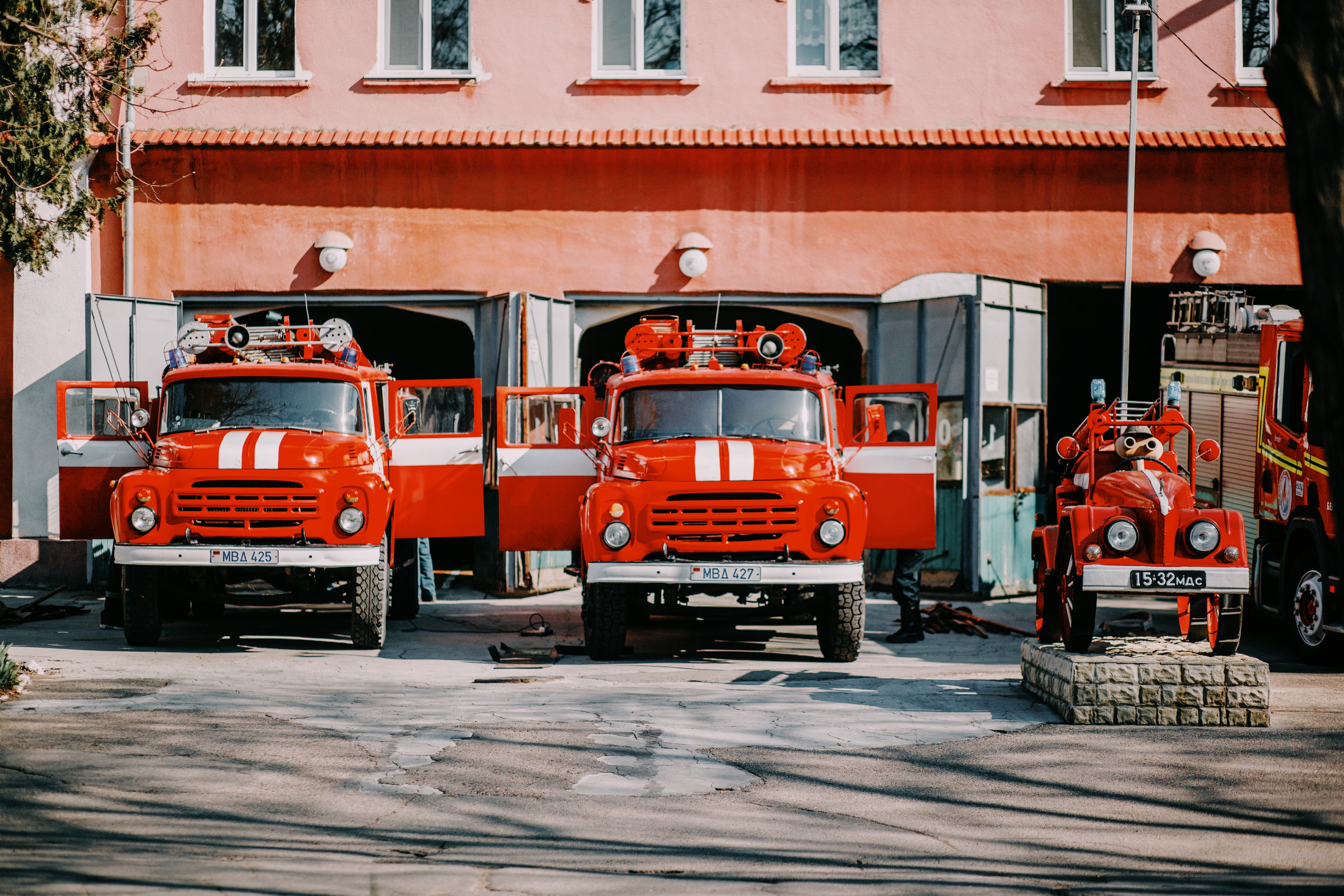 Fire Trucks Wallpapers