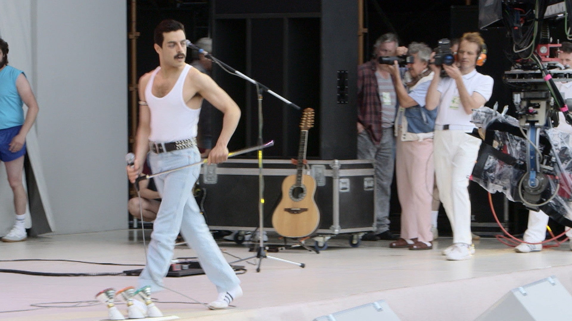 Freddie Mercury At Live Aid Images Wallpapers