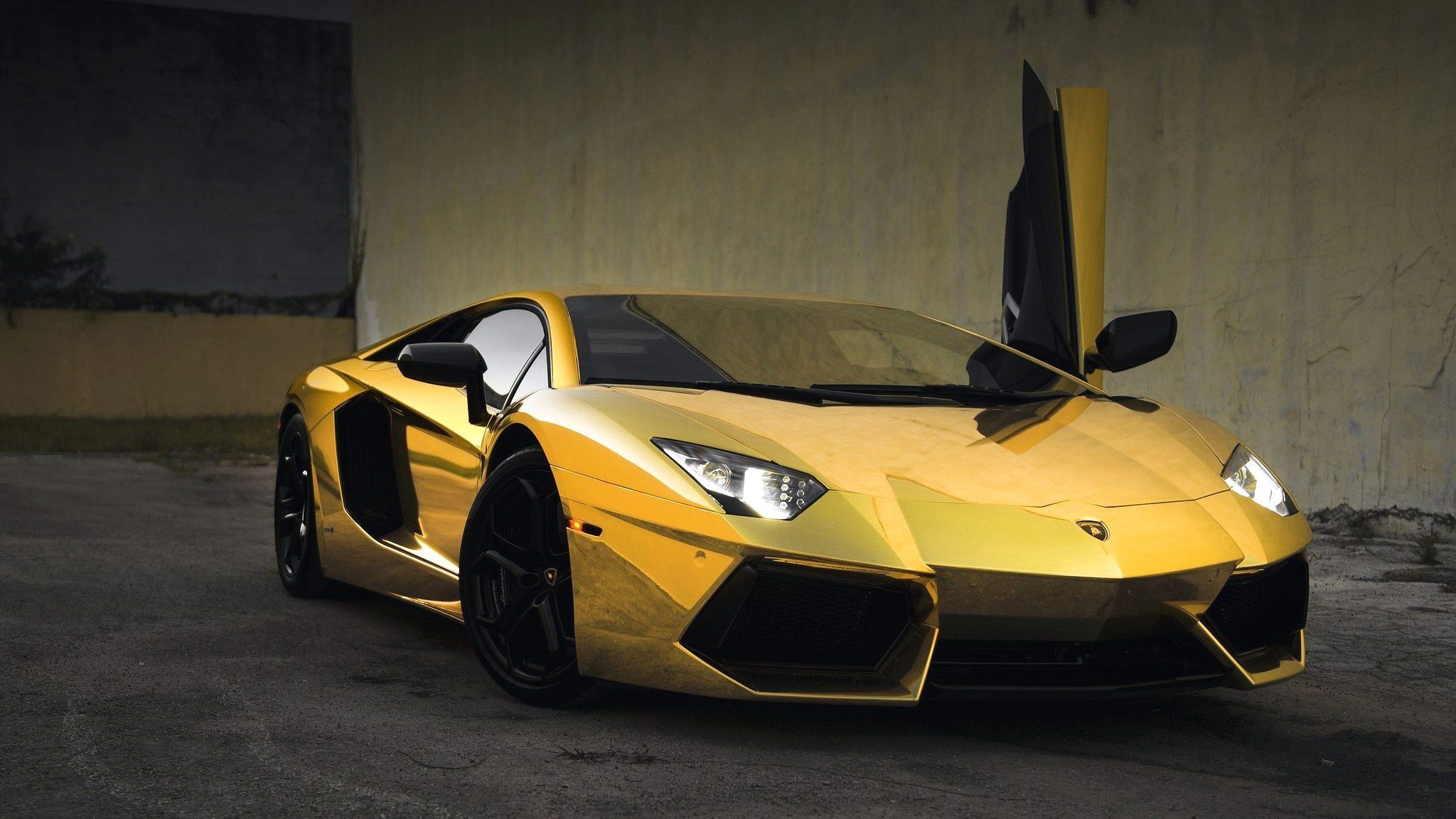 Gold Cool Cars Wallpapers