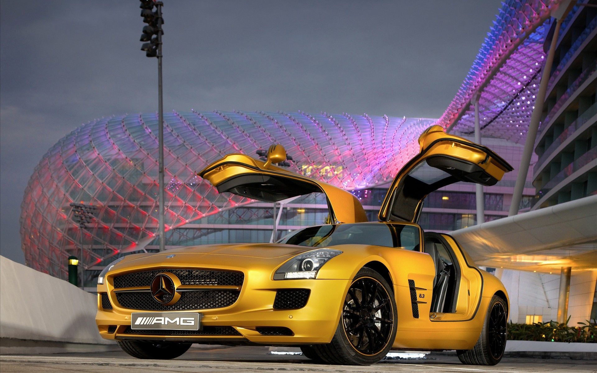 Gold Cool Cars Wallpapers