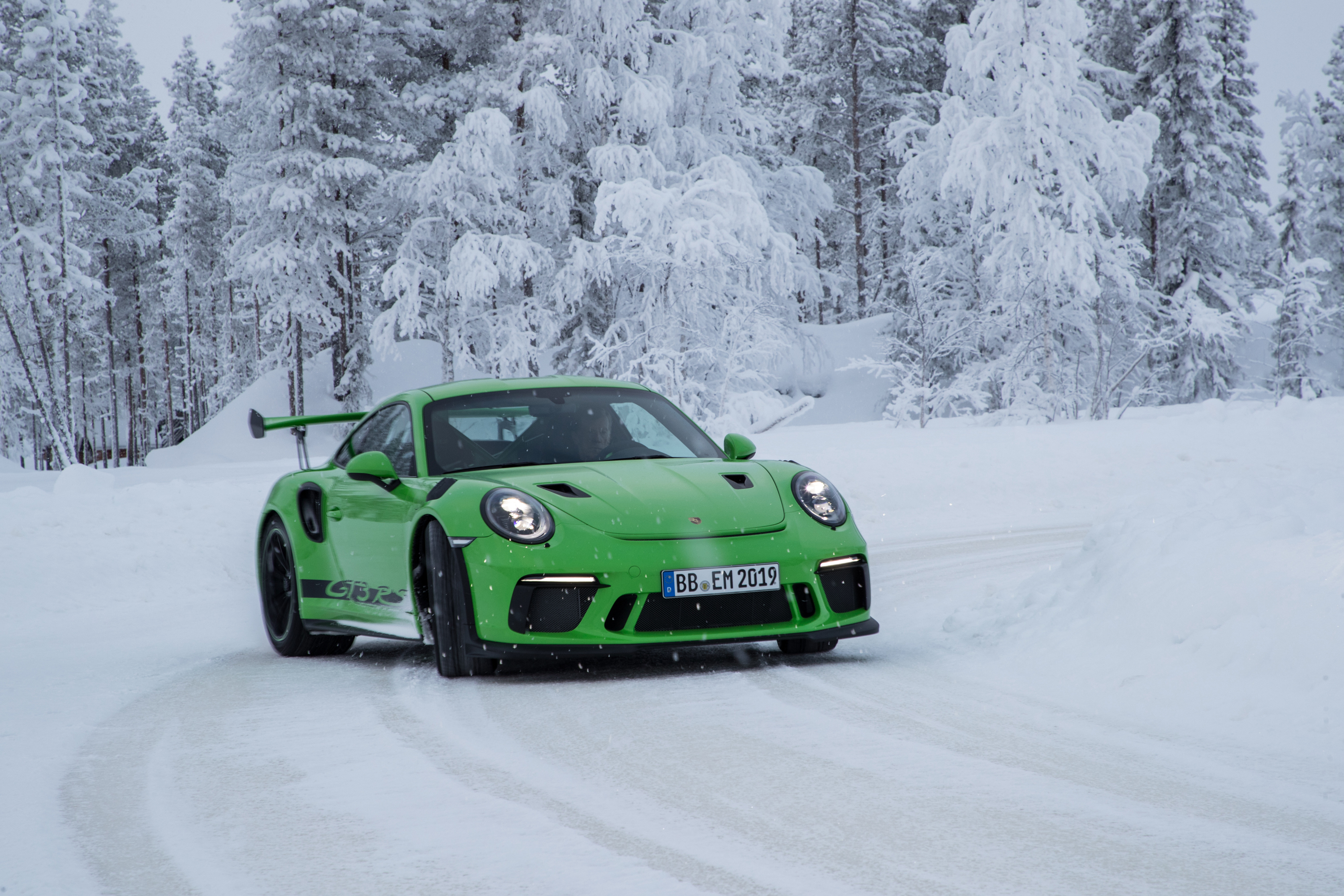 Green Porsche Wallpapers