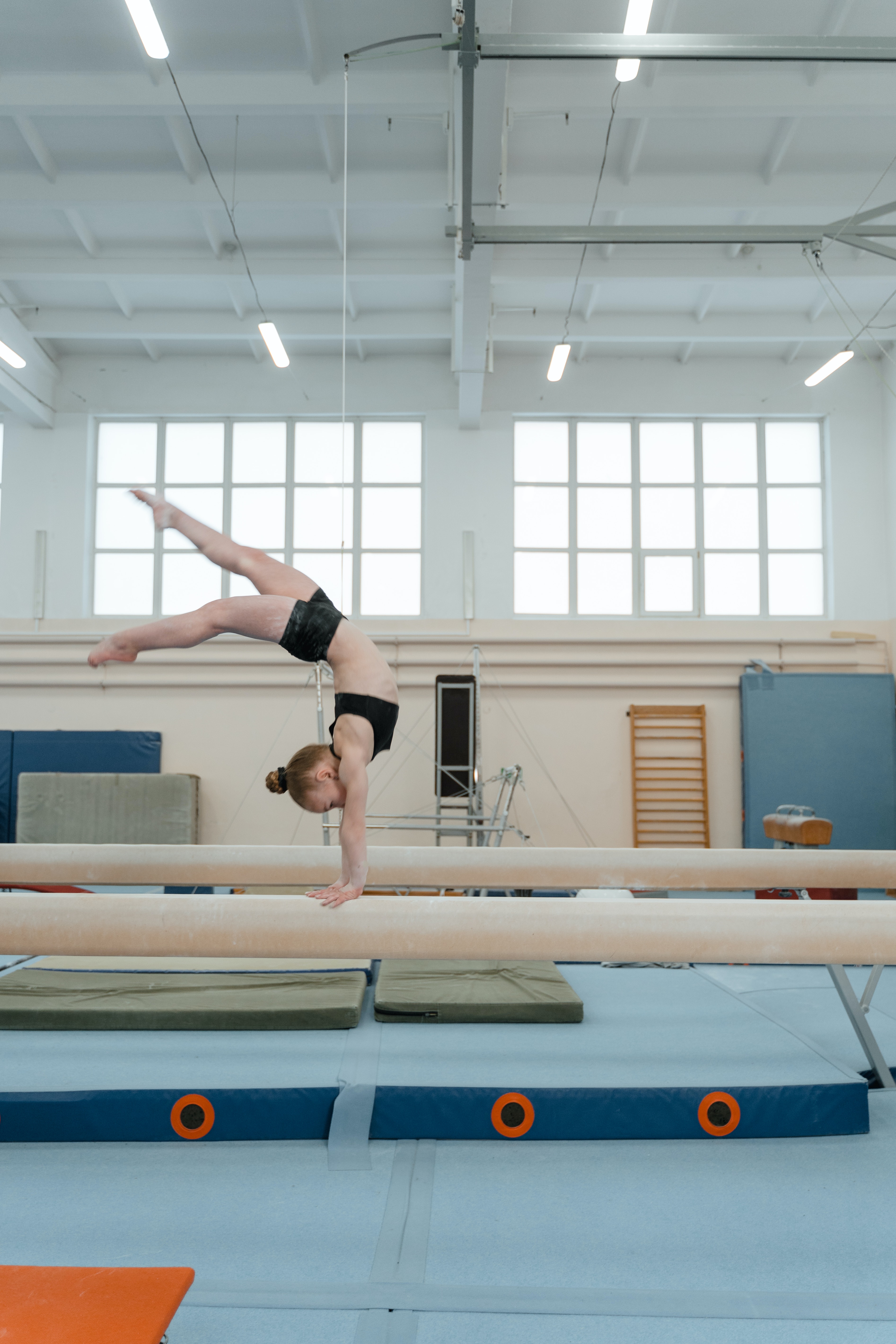 Gymnastics Beam Pictures Wallpapers