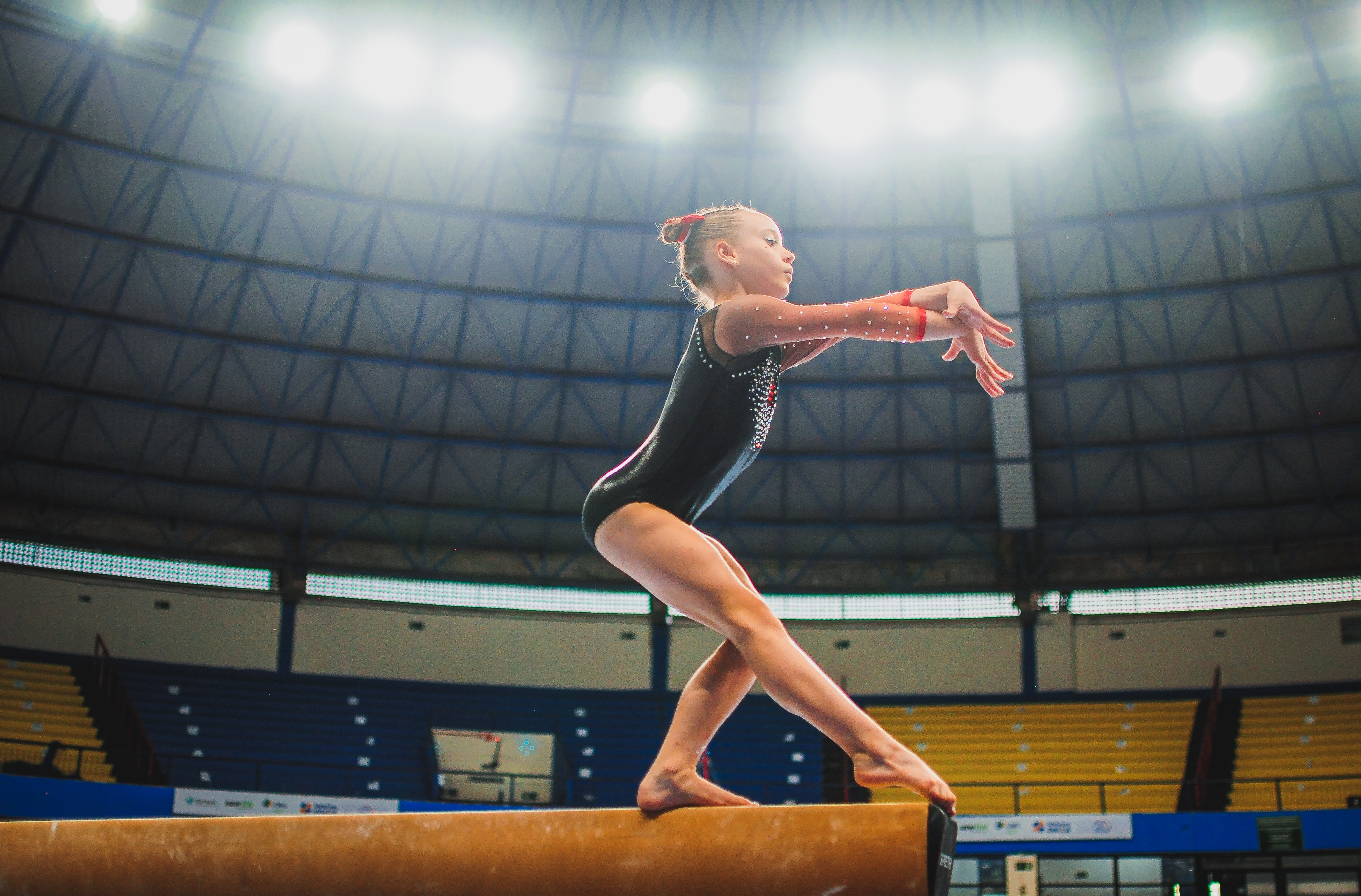 Gymnastics Beam Pictures Wallpapers